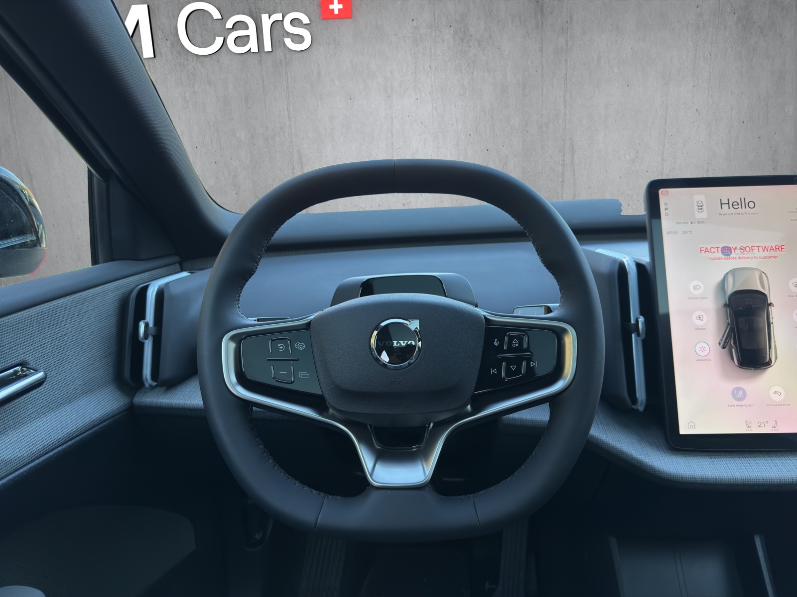 VOLVO EX30 Cross Country P8 69 kWh AWD Ultra-image-10