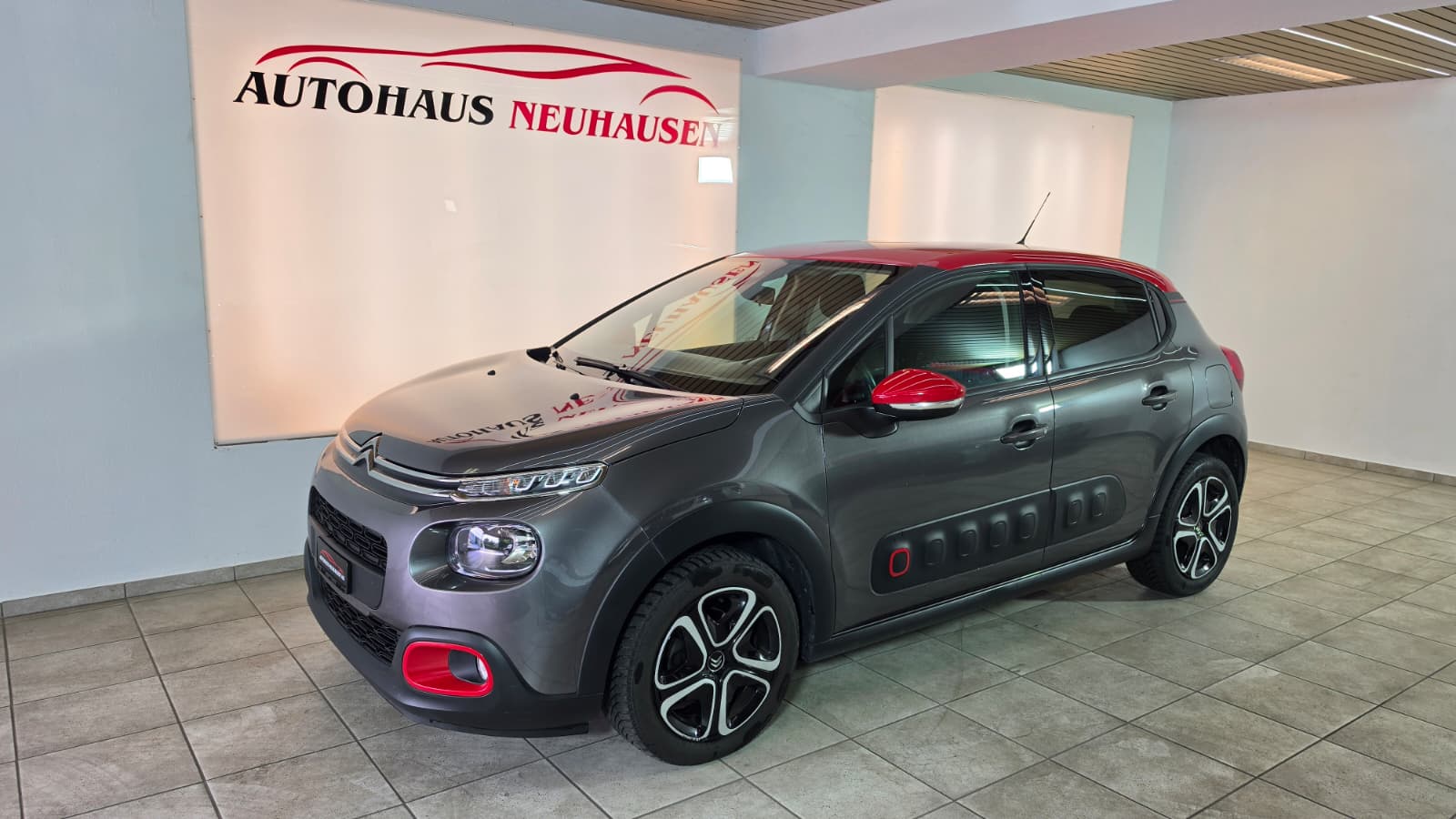 CITROEN C3 1.2i PureTech Shine EAT, Schweizer Fahrzeug, Frisch ab MFK und Frisch ab Service