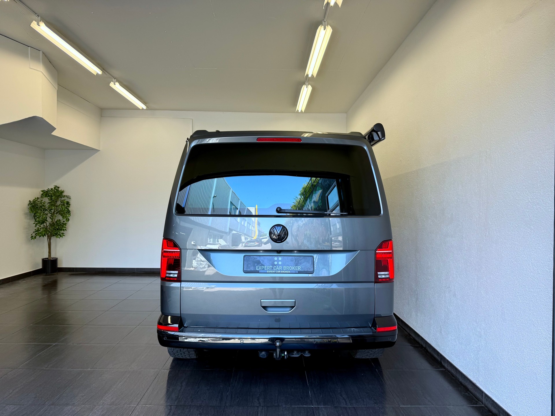 VW T6.1 California 2.0 Bi-TDI Ocean Liberty 4Motion DSG-image-11
