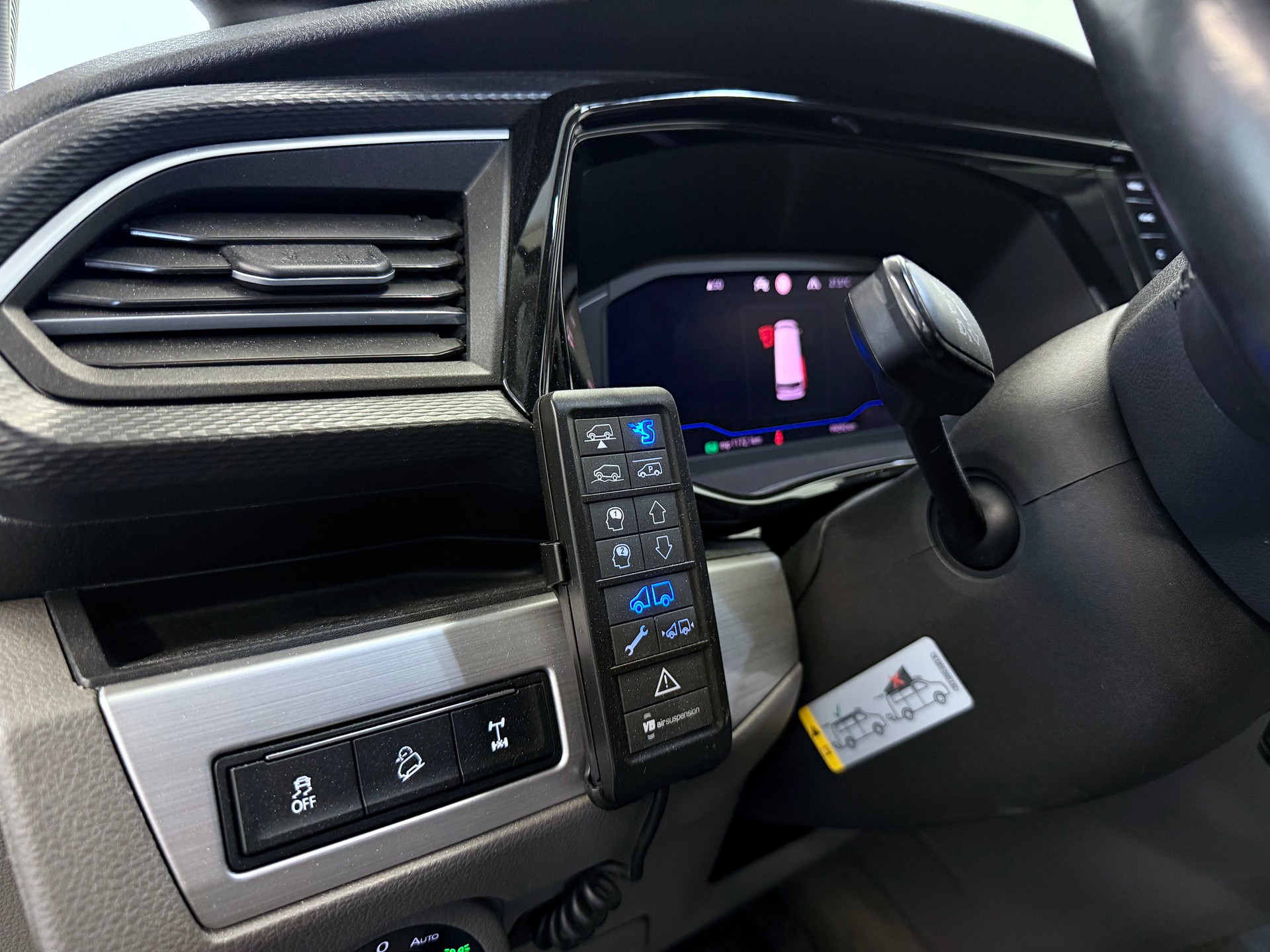 VW T6.1 California 2.0 Bi-TDI Ocean Liberty 4Motion DSG-image-22