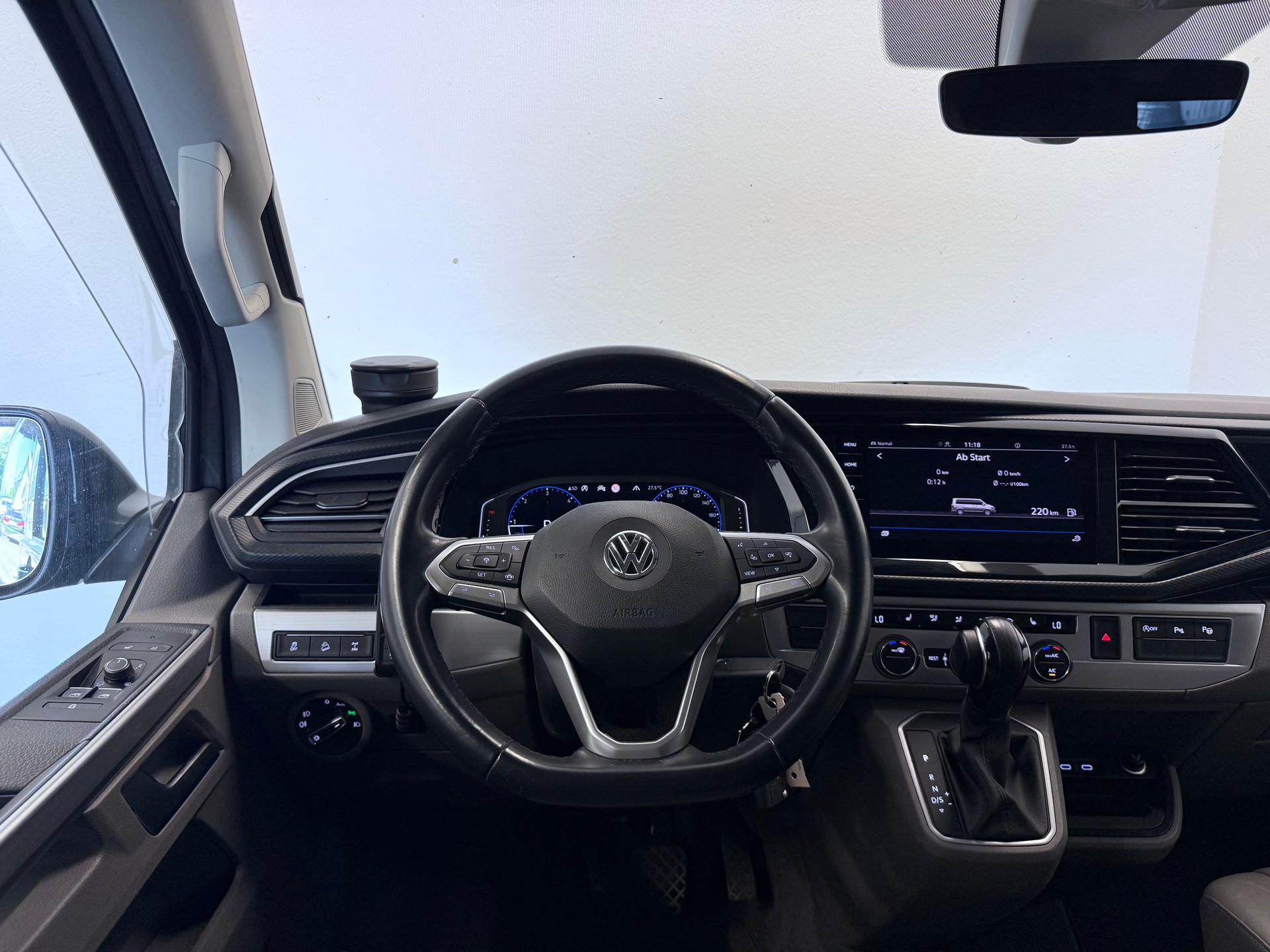VW T6.1 California 2.0 Bi-TDI Ocean Liberty 4Motion DSG-image-17