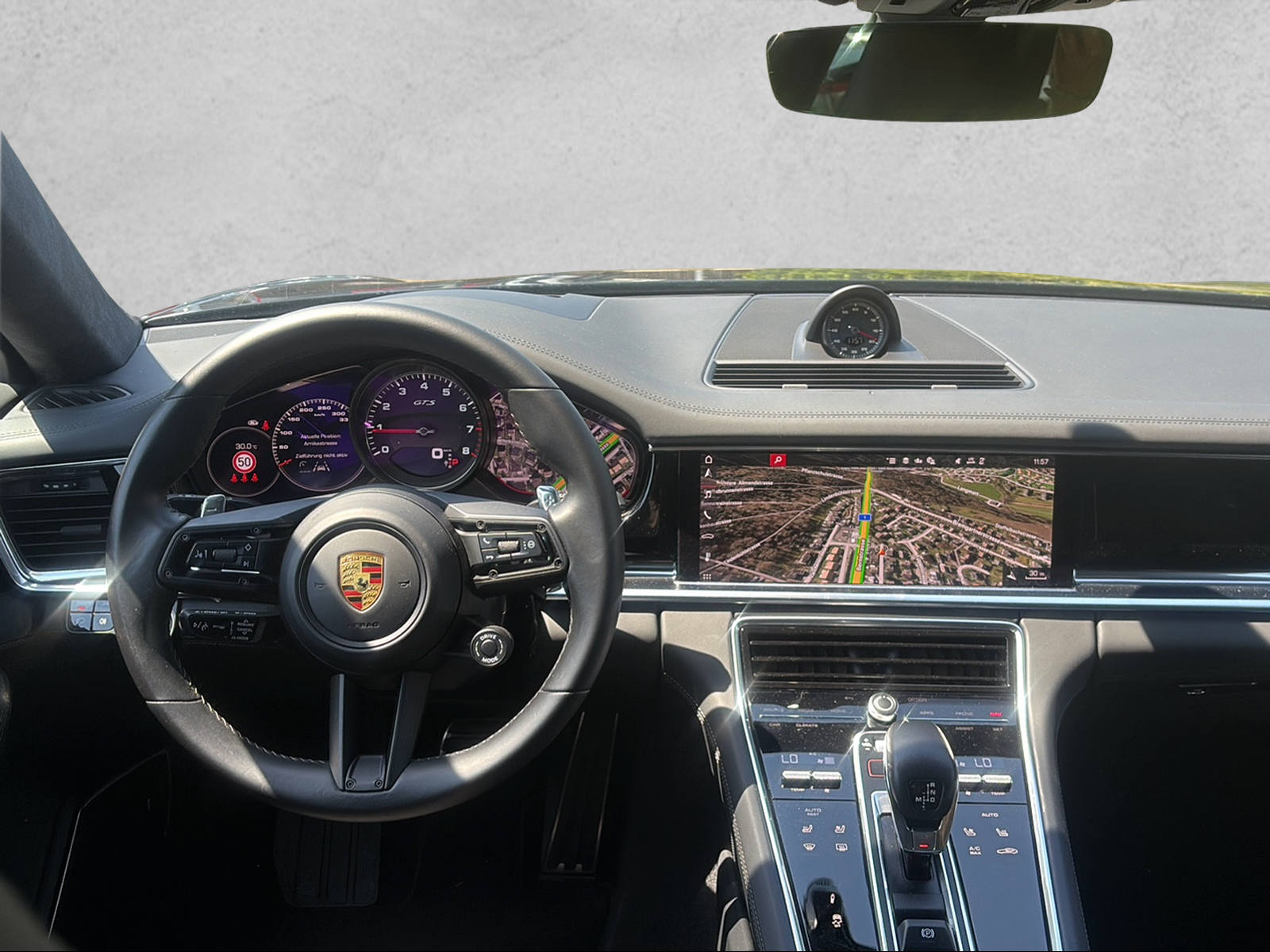 PORSCHE Panamera GTS Sport Turismo PDK-image-12
