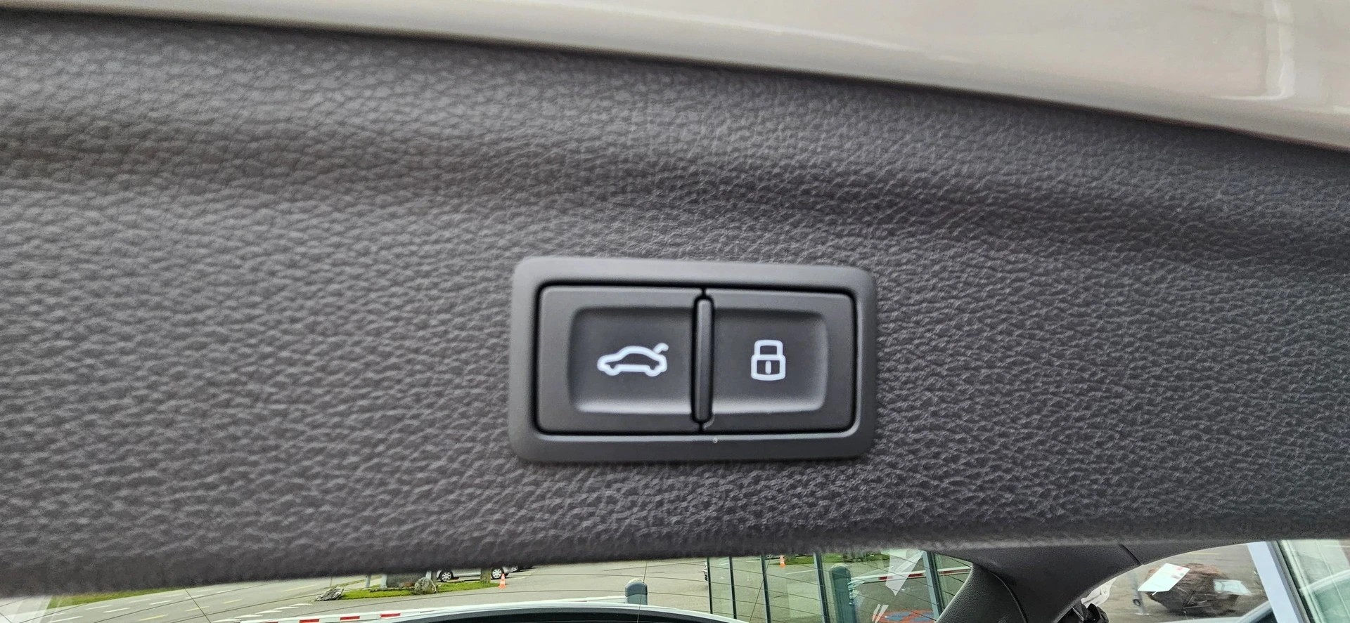 AUDI Q3 Sportback 35 TFSI S line Attraction S-tronic-image-14