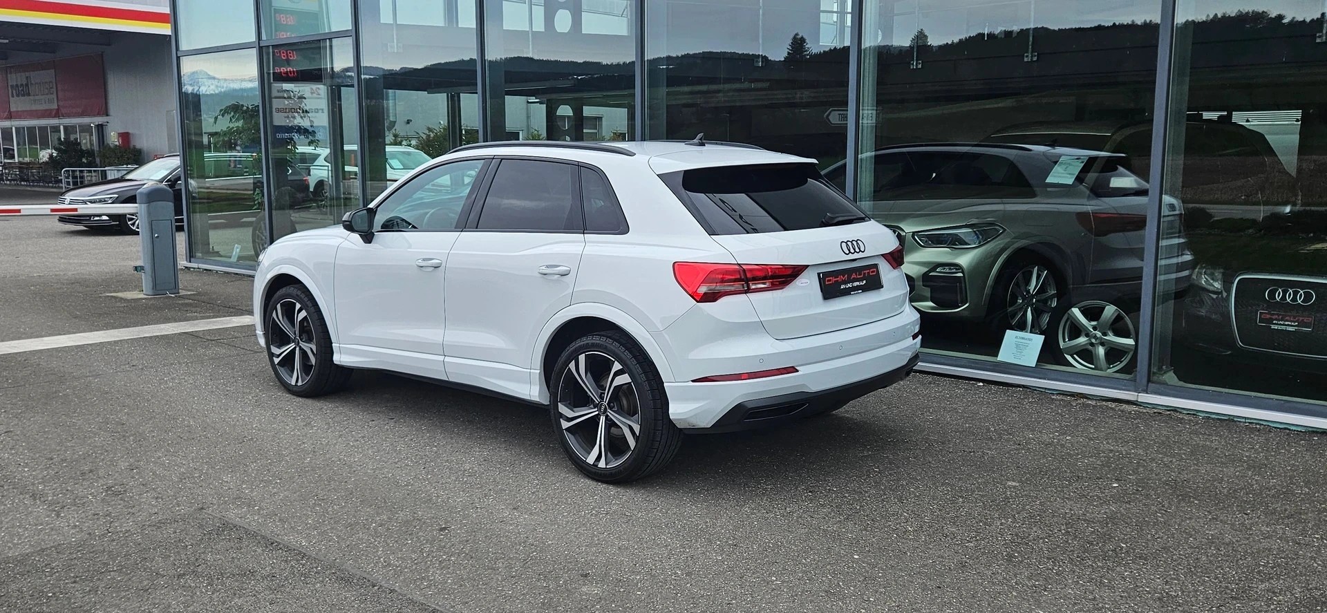 AUDI Q3 Sportback 35 TFSI S line Attraction S-tronic-image-3