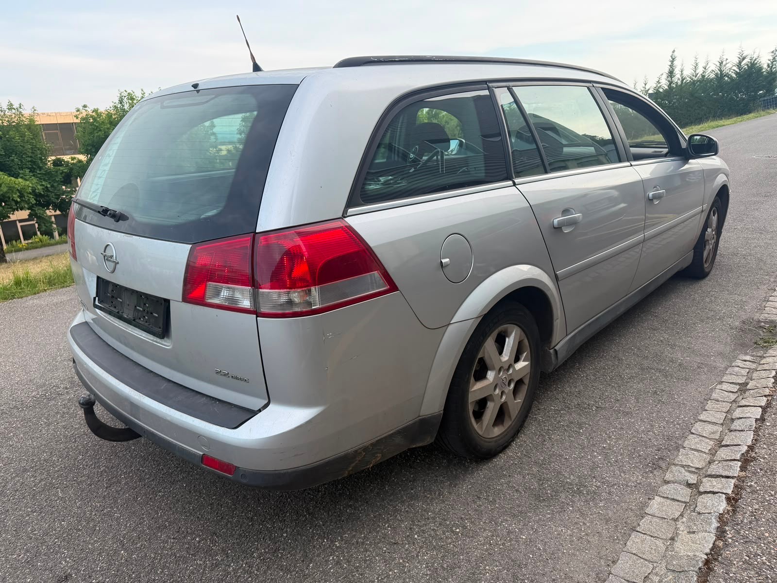 OPEL Vectra Caravan 2.2 Elegance-image-4