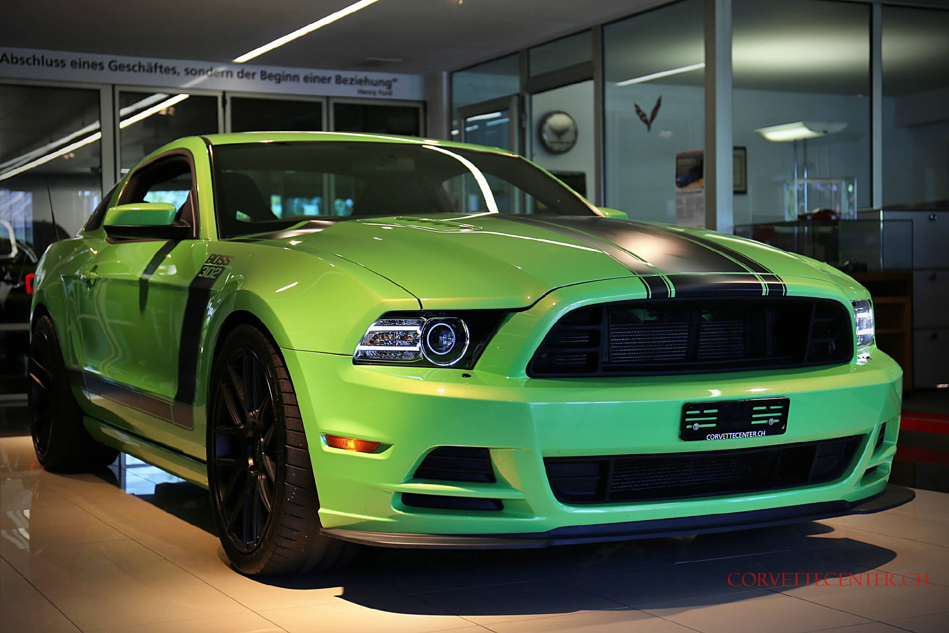 FORD Mustang 302 BOSS Coupé 5.0 V8-showroom-element-3