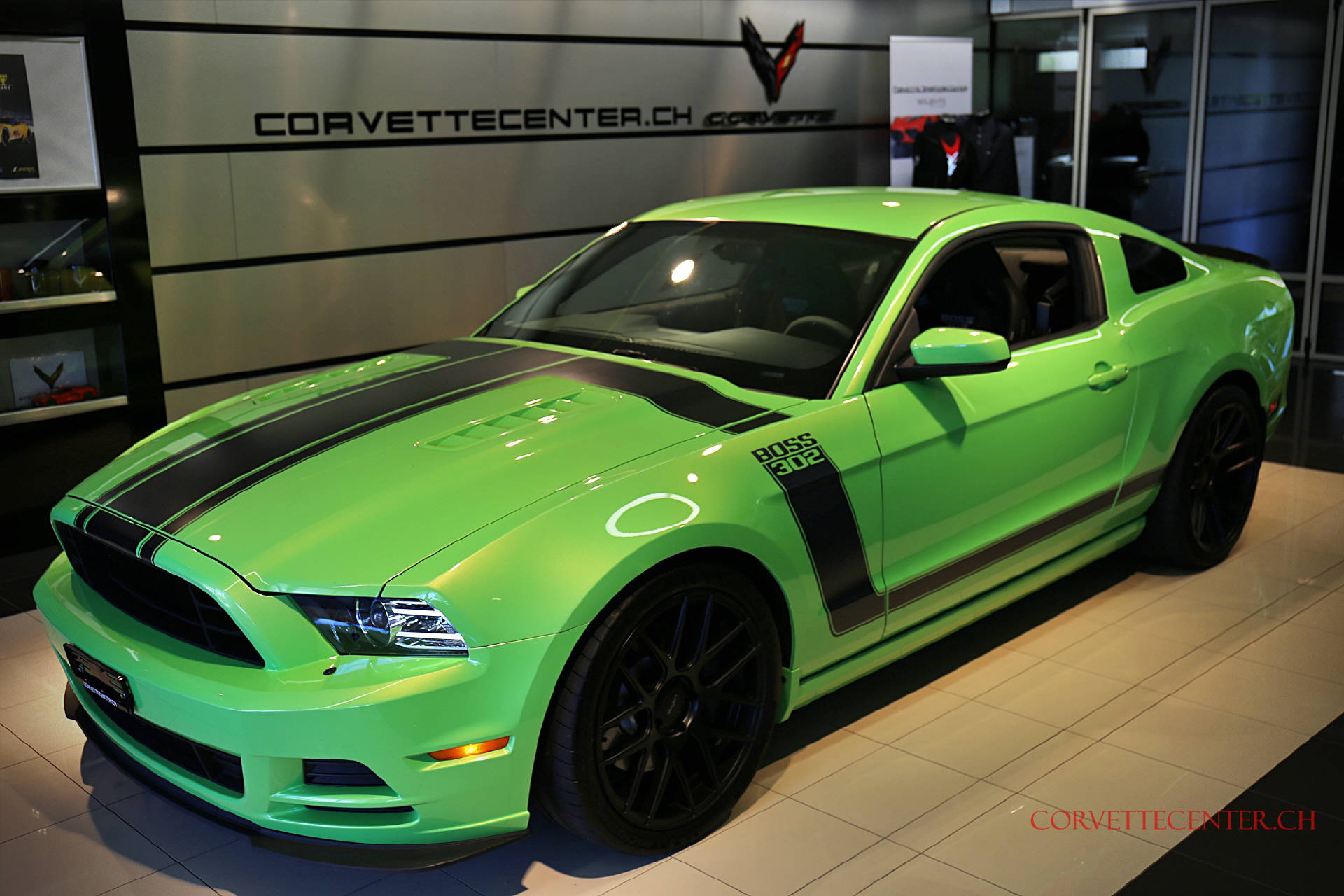 FORD Mustang 302 BOSS Coupé 5.0 V8-showroom-element-1