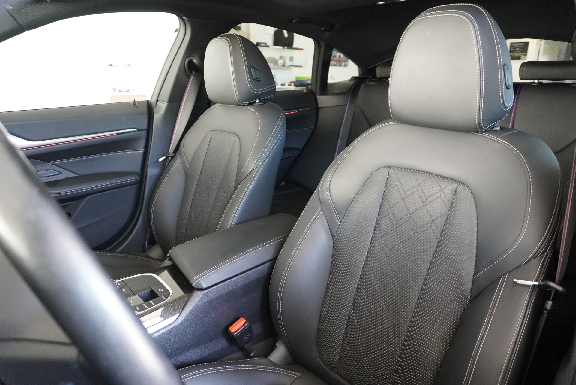 BMW i4 M50 M Sport Pro-image-10