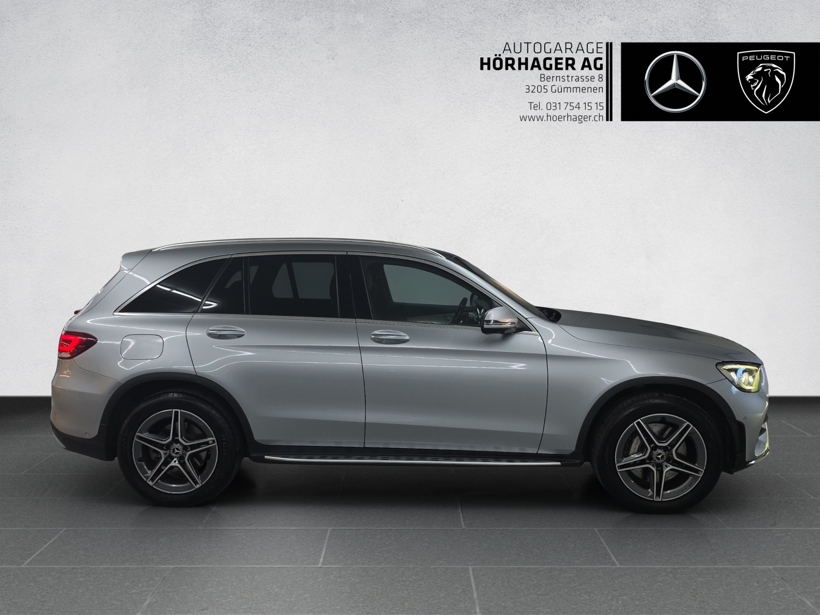MERCEDES-BENZ GLC 220 d AMG Line 4Matic 9G-Tronic-showroom-element-1