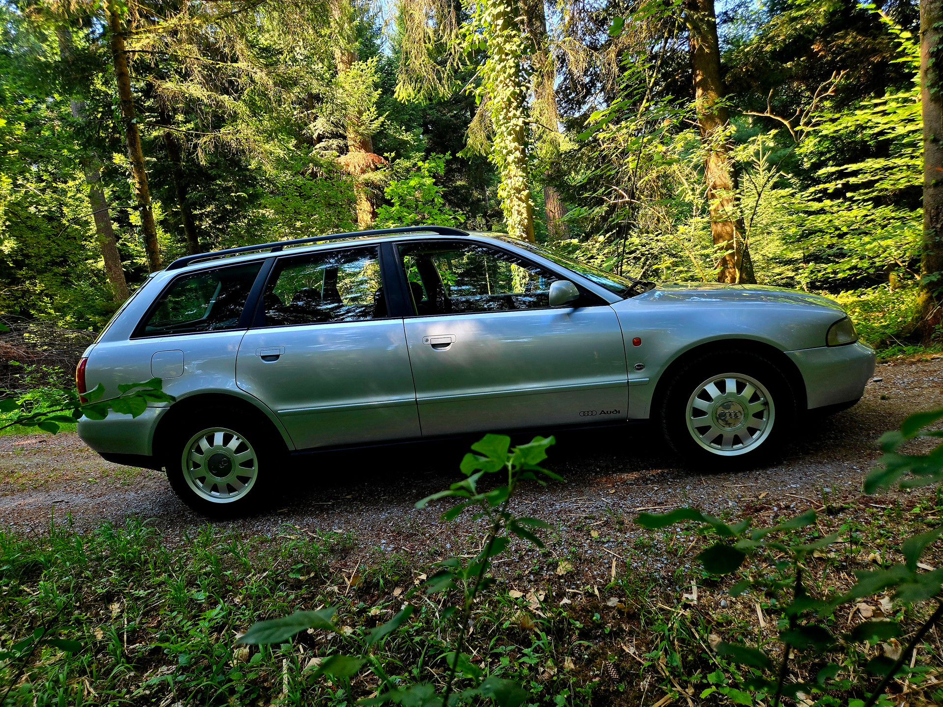 AUDI A4 Avant 1.9 TDI-image-15
