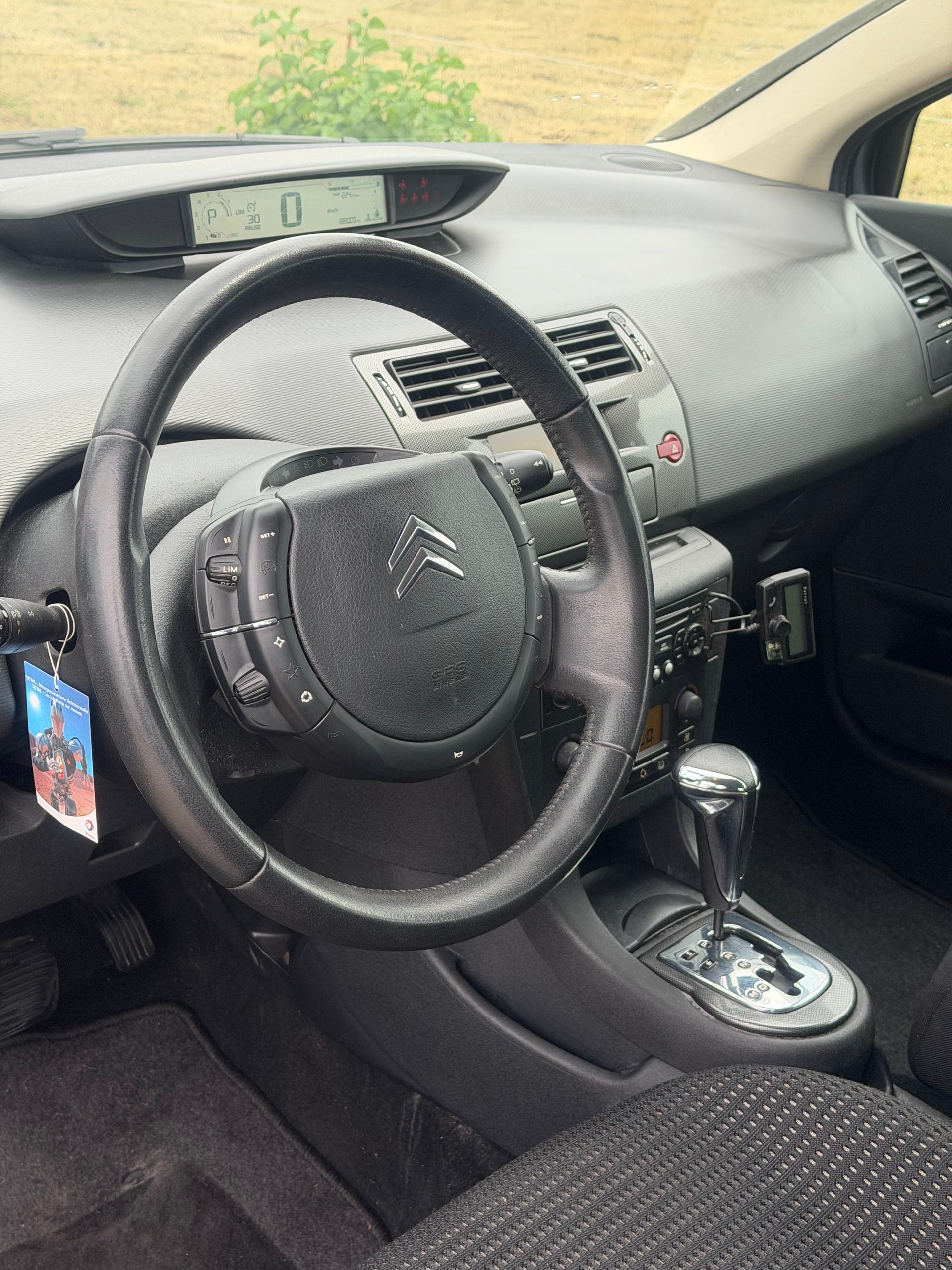 CITROEN C4 Berline 1.6i 16V VTR (Pack) Automatic-image-9