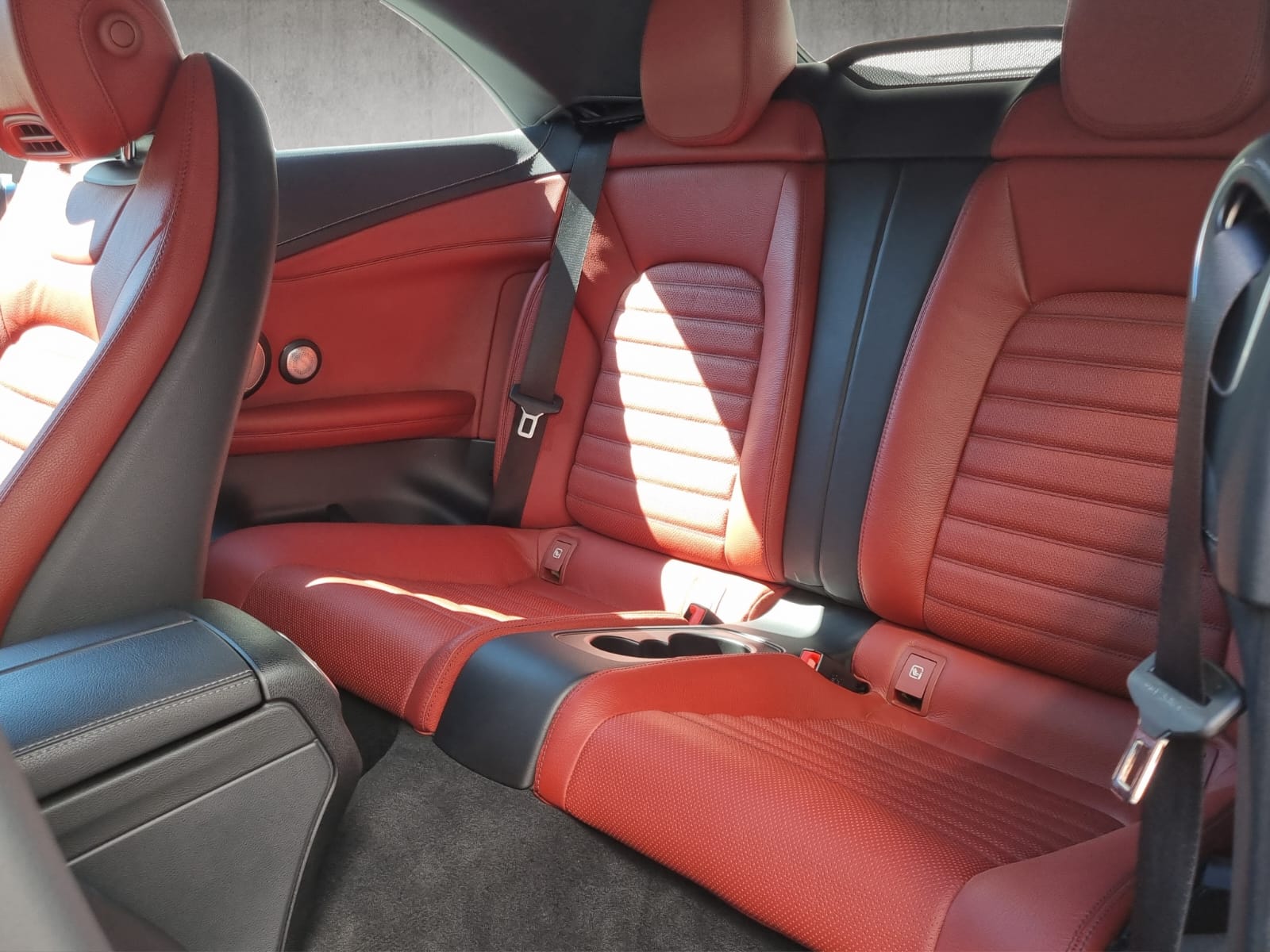 MERCEDES-BENZ C 43 AMG 4matic Cabriolet-image-12