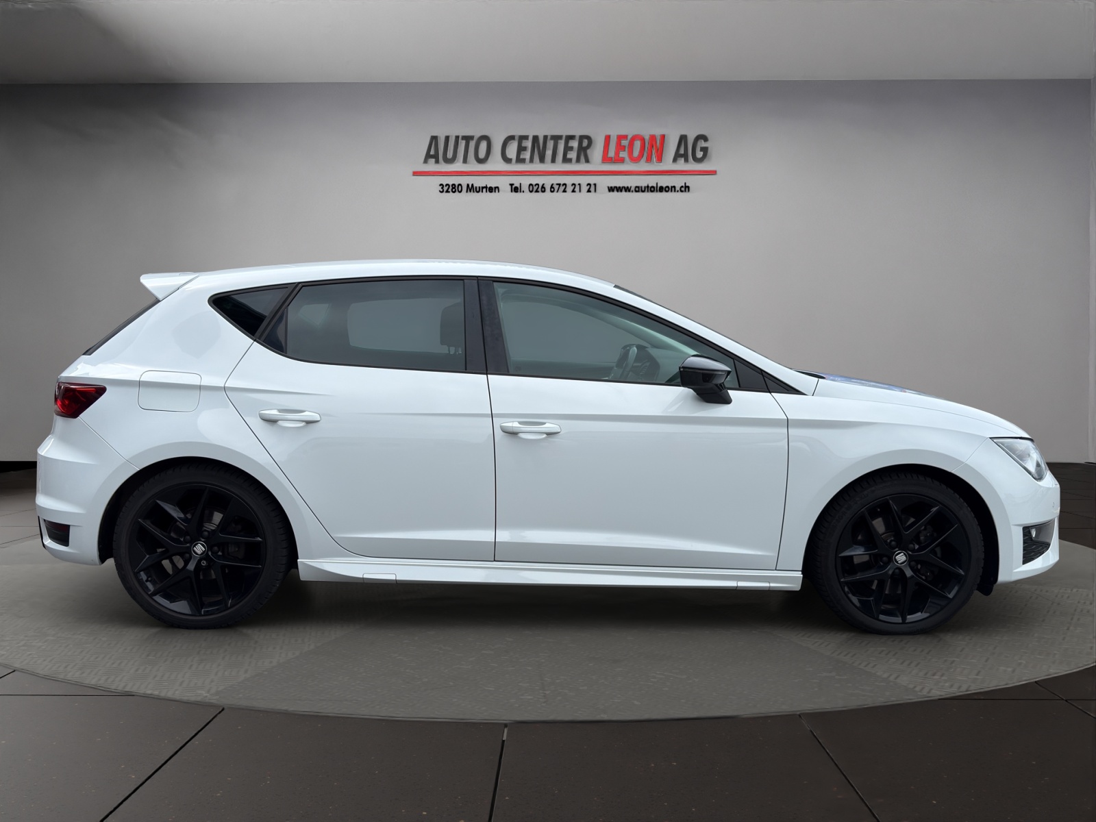 SEAT Leon 1.8 TSI FR Line-image-6