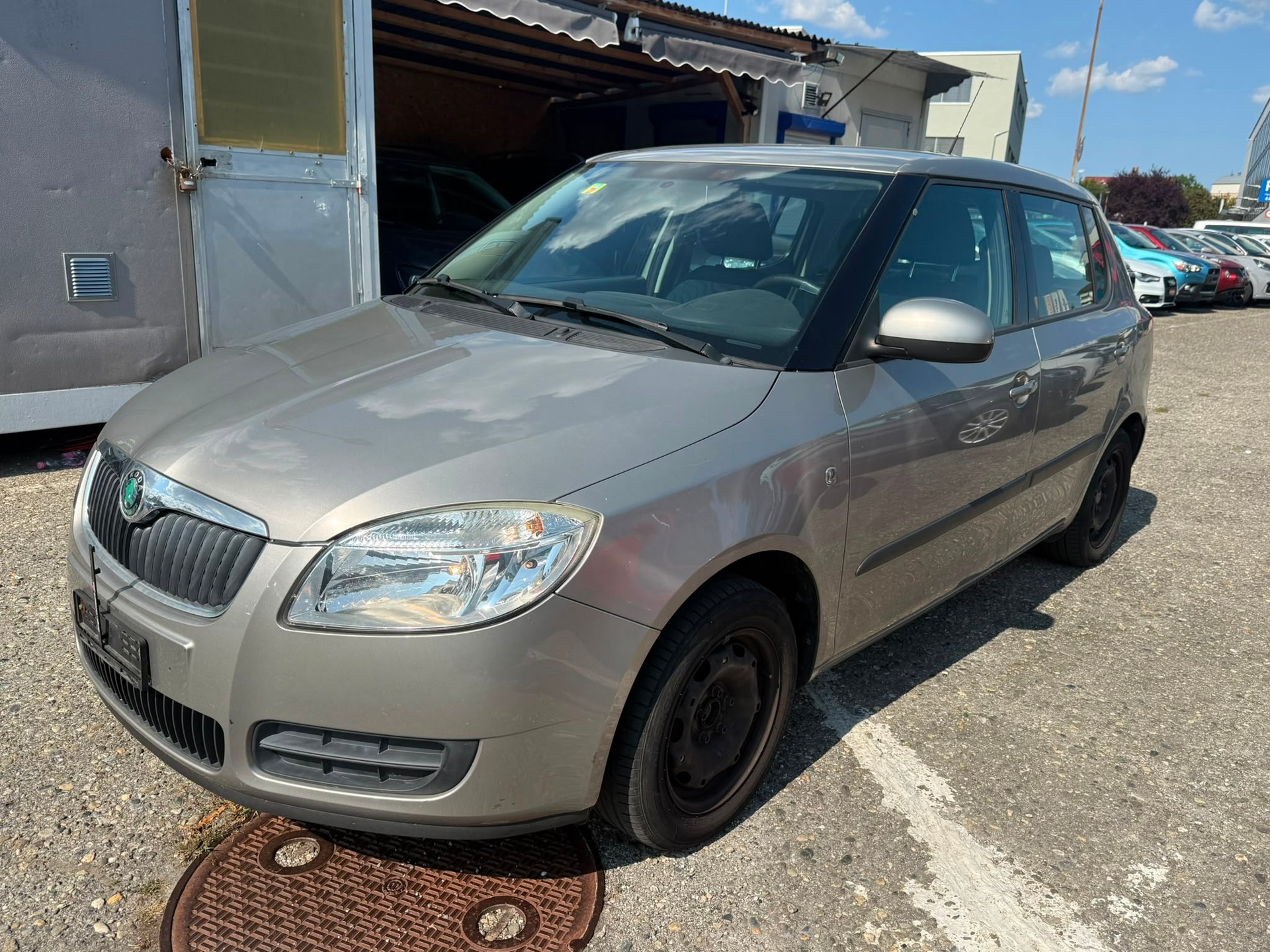 SKODA Fabia 1.2 Entry-image-4