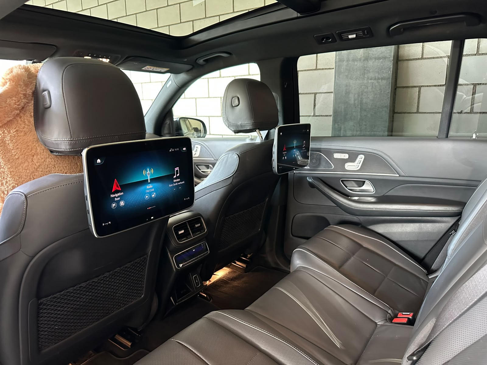MERCEDES-BENZ GLS 580 4Matic 9G-Tronic-image-6