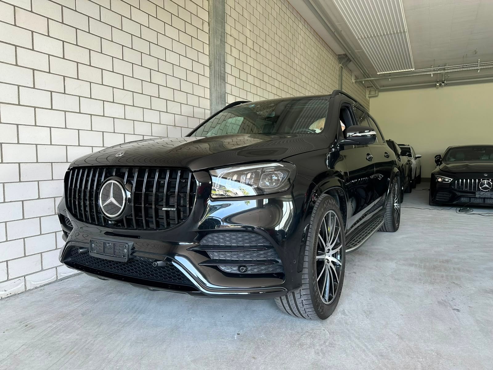 MERCEDES-BENZ GLS 580 4Matic 9G-Tronic-showroom-element-1