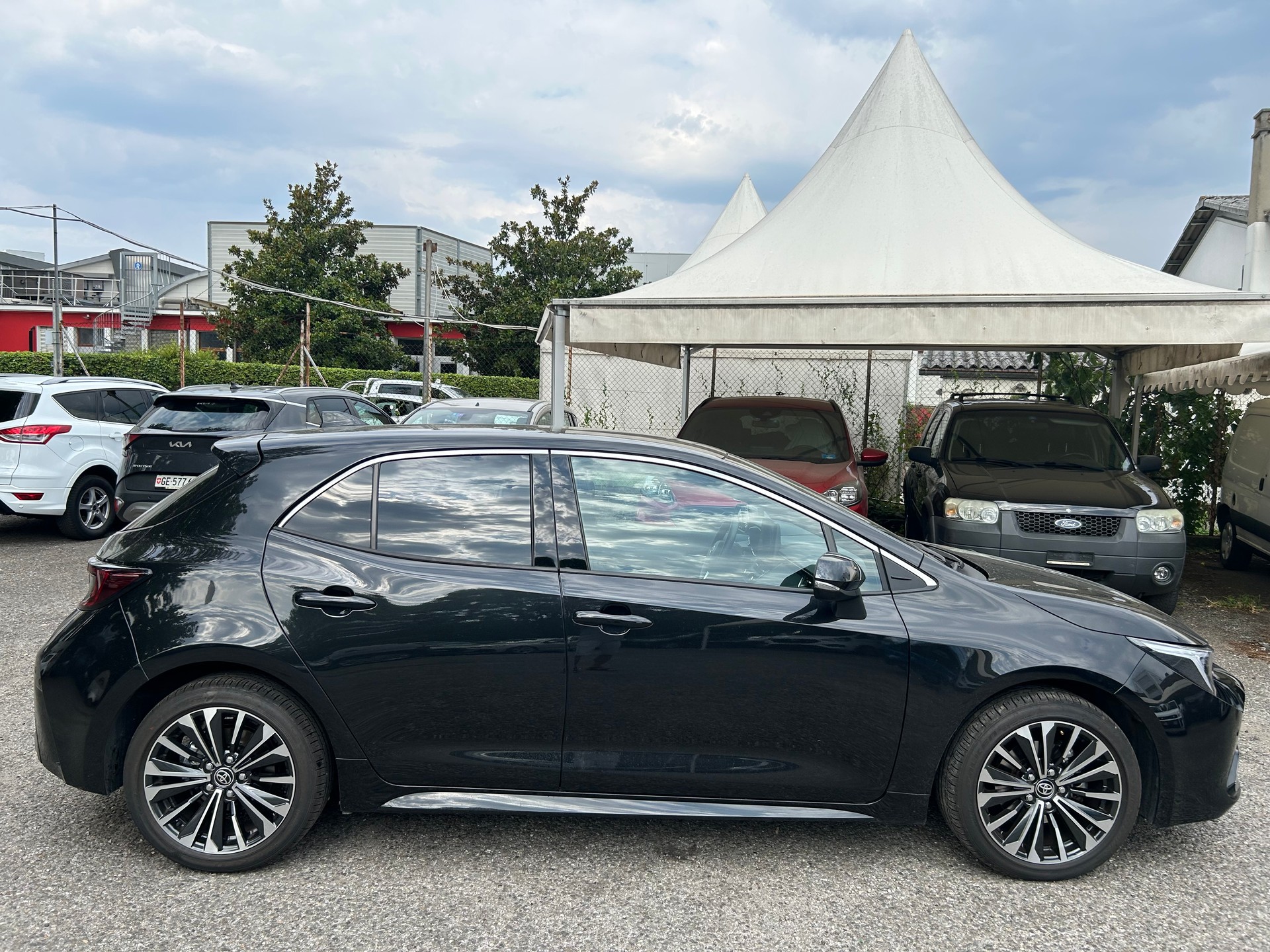 TOYOTA Corolla 1.8 HSD Trend e- CVT-image-7