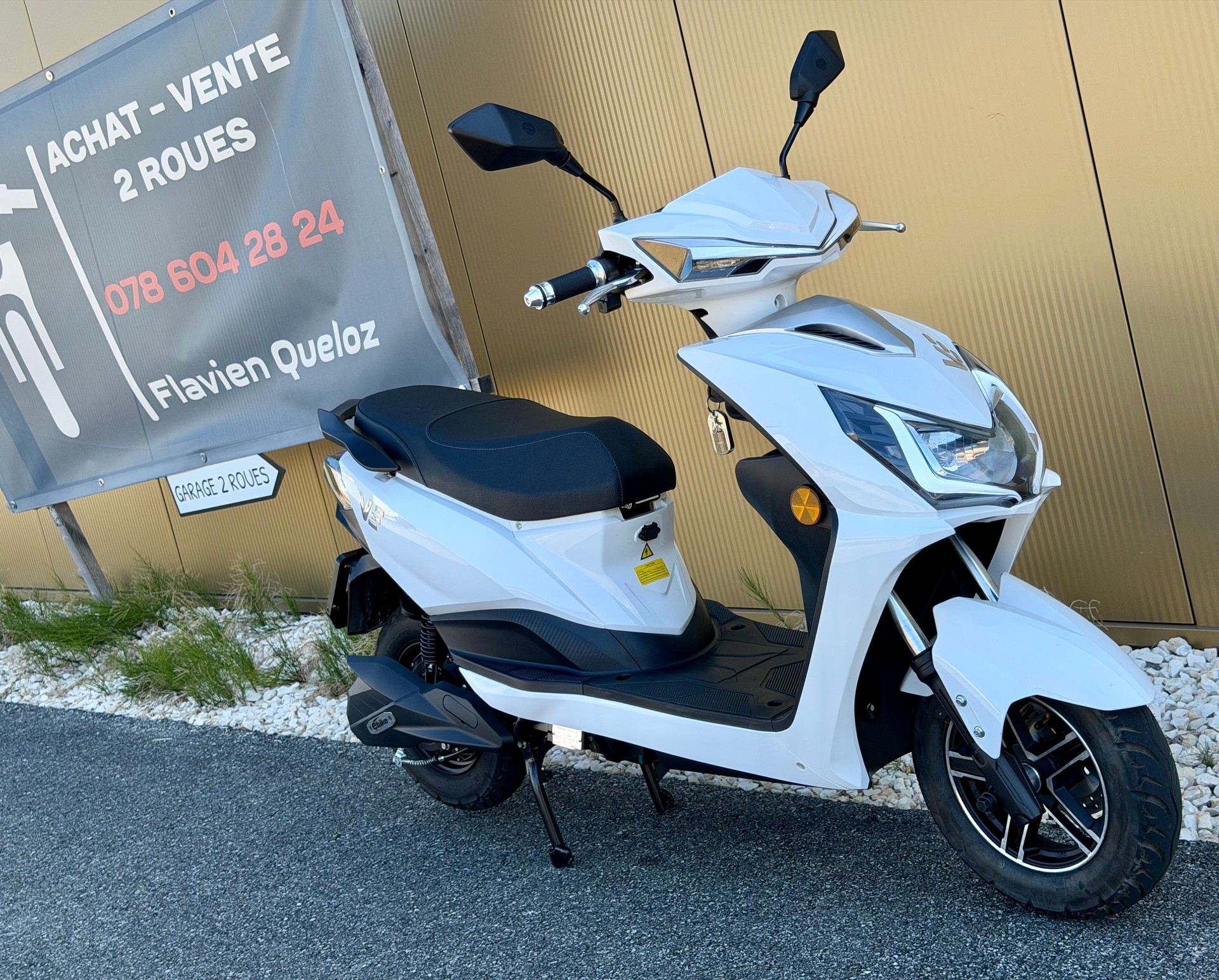 VENGO LEO scooter électrique 45km/h - Plaque jaune-image-0