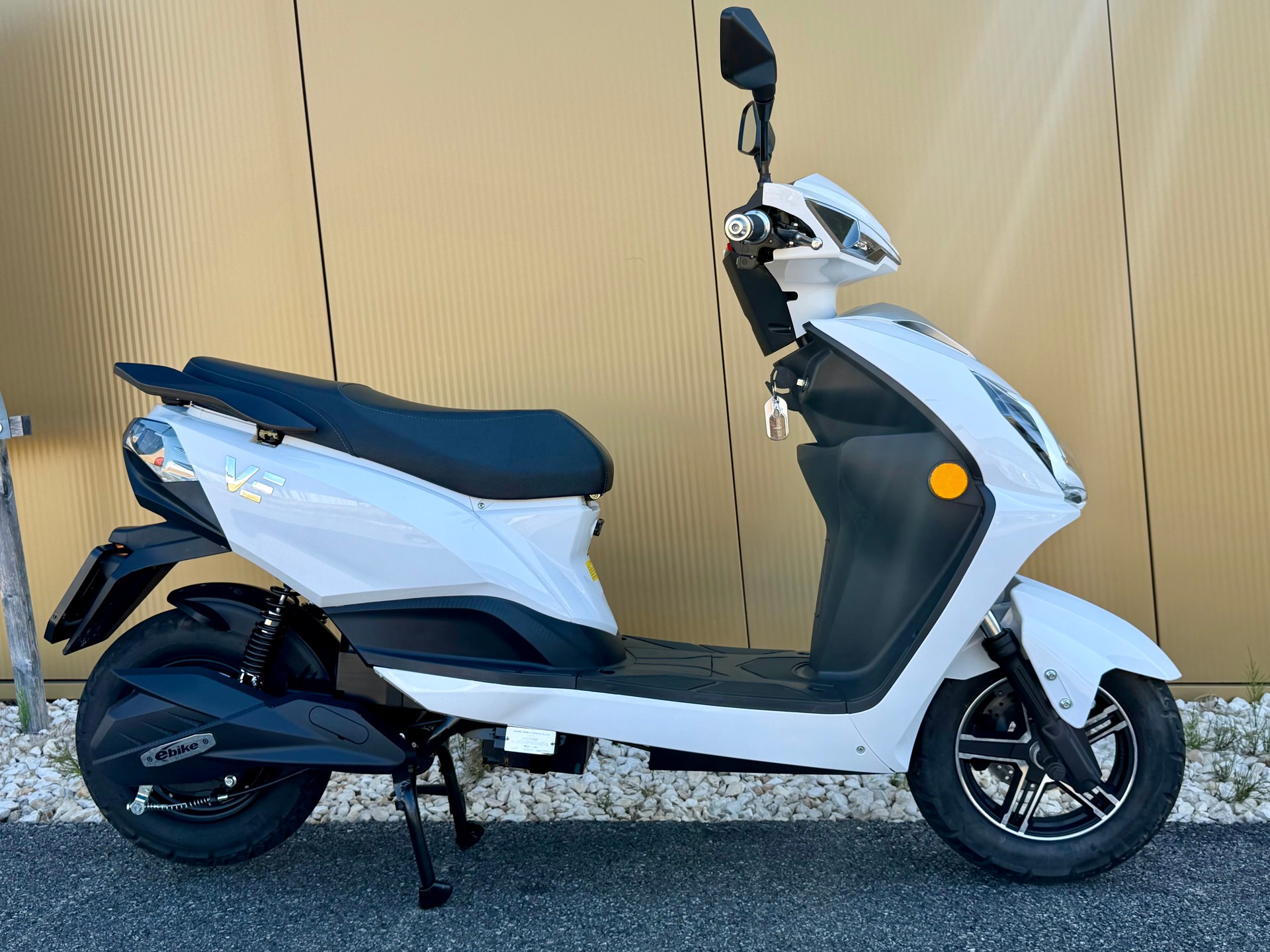 VENGO LEO scooter électrique 45km/h - Plaque jaune-image-3