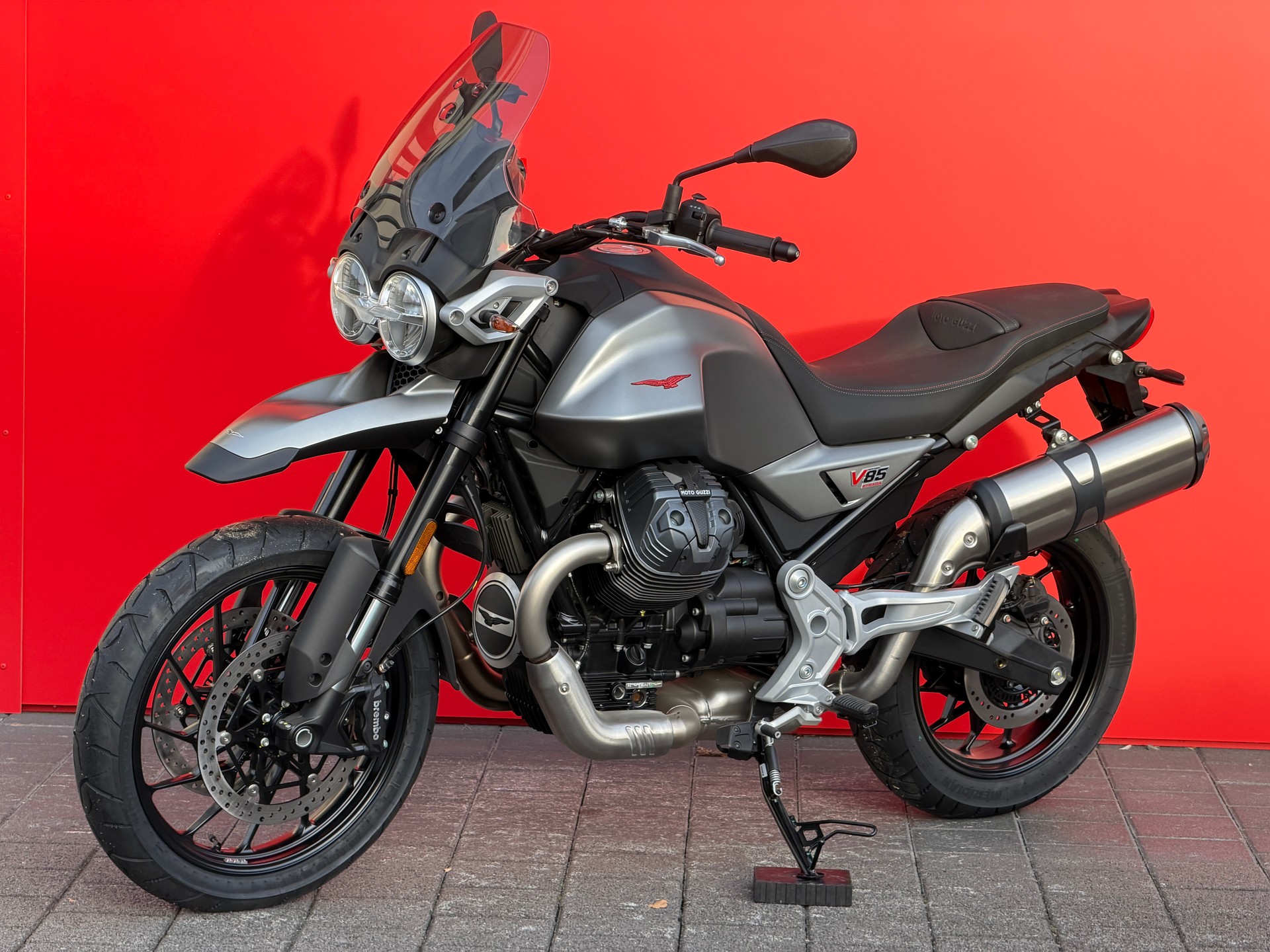 MOTO GUZZI V85 TT Strada E5+ (35kW)-image-11