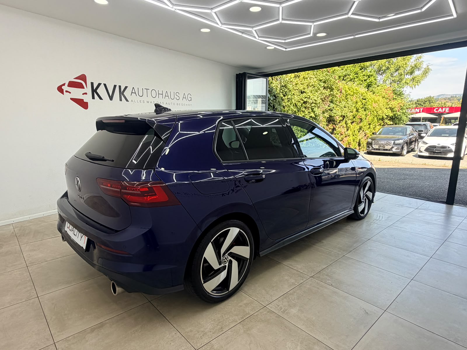 VW Golf 2.0 TSI GTI DSG CH-FAHRZEUG | AB SERVICE | 1 JAHR GARANTIE |-image-5