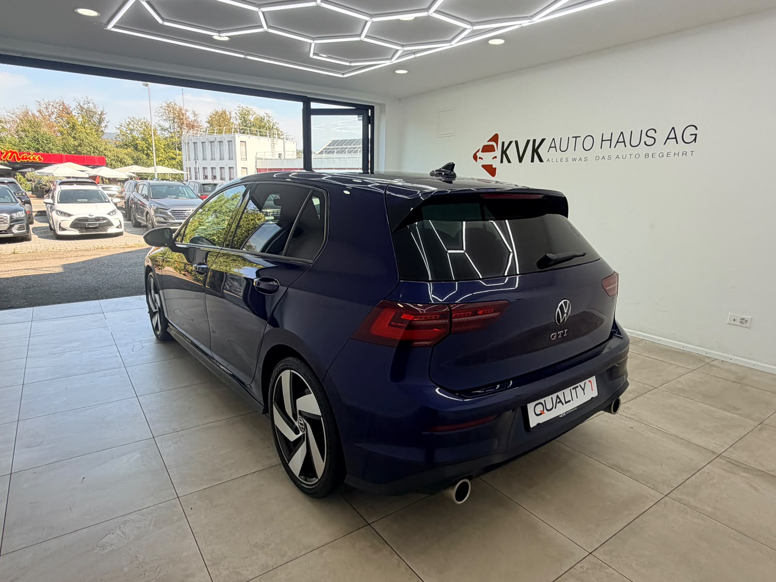 VW Golf 2.0 TSI GTI DSG CH-FAHRZEUG | AB SERVICE | 1 JAHR GARANTIE |-image-6