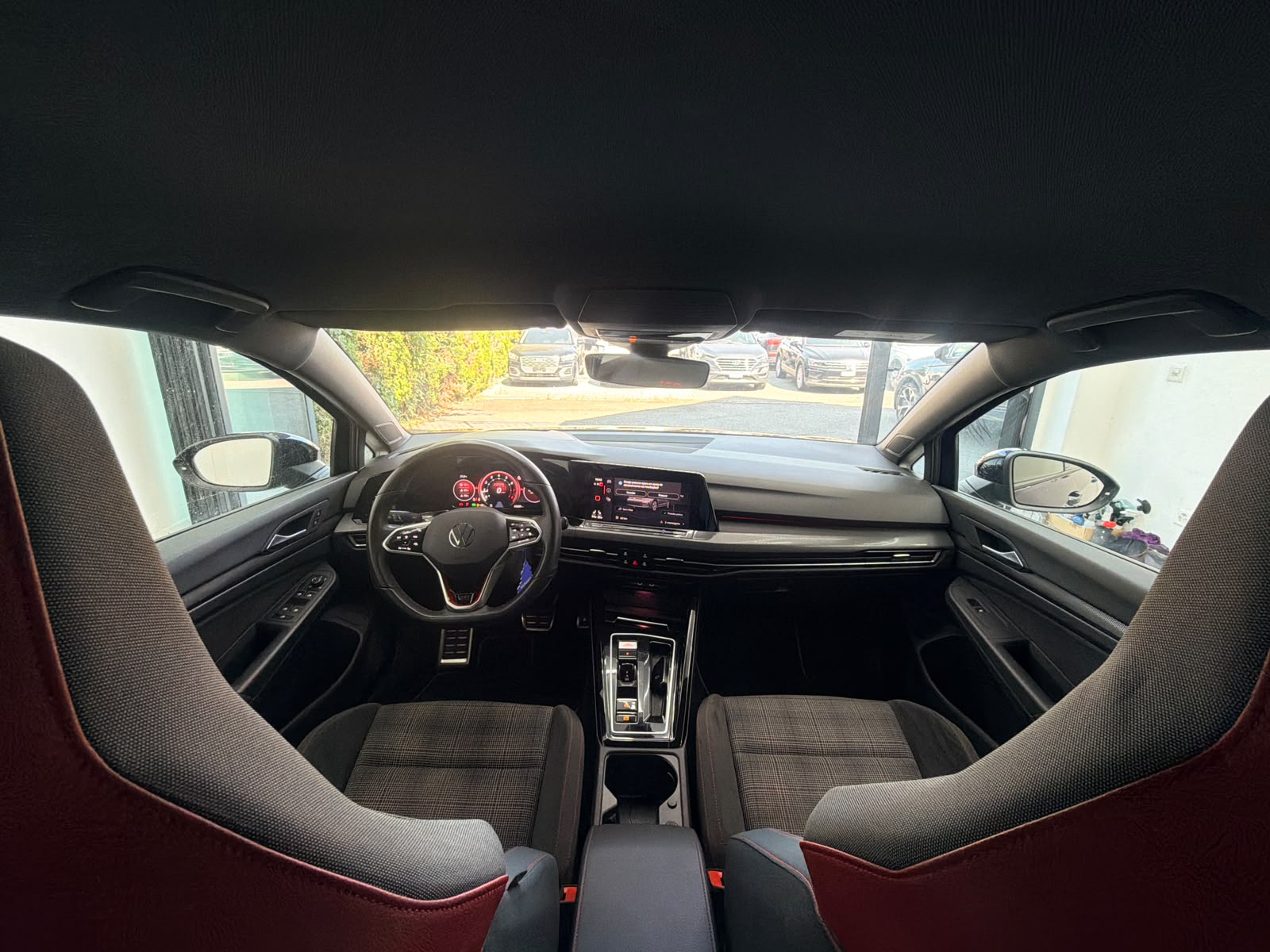 VW Golf 2.0 TSI GTI DSG CH-FAHRZEUG | AB SERVICE | 1 JAHR GARANTIE |-image-9