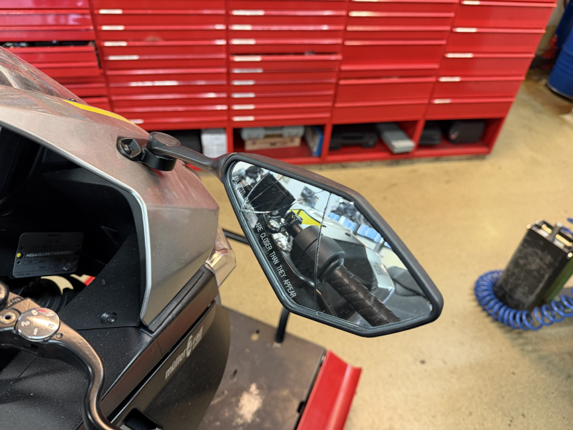 APRILIA RS 457-showroom-element-3
