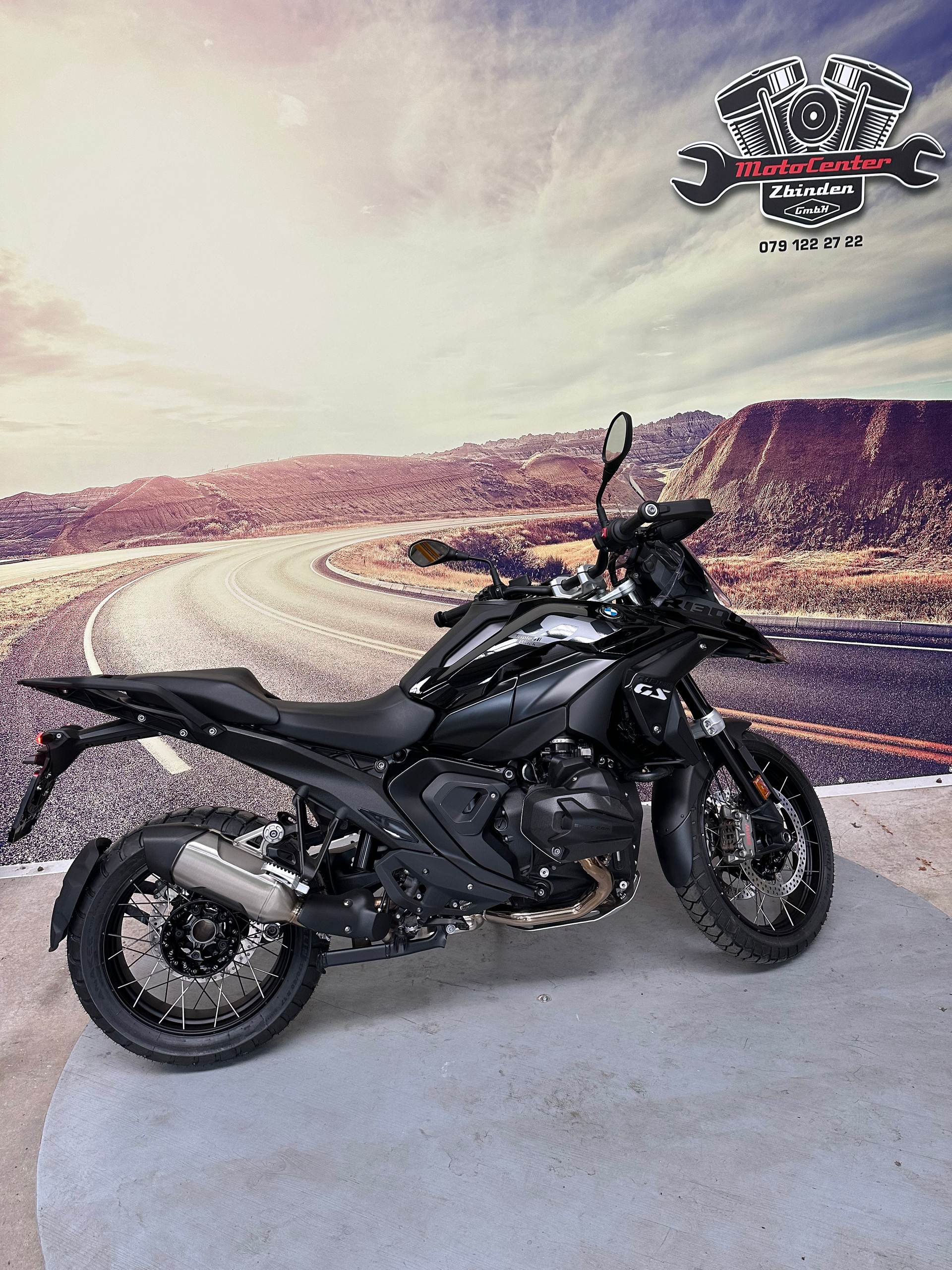 BMW R 1300 GS BLACK Edition-image-0