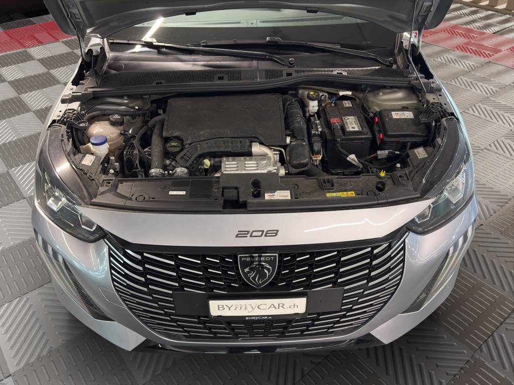PEUGEOT 208 1.2 PureTech Allure-image-10