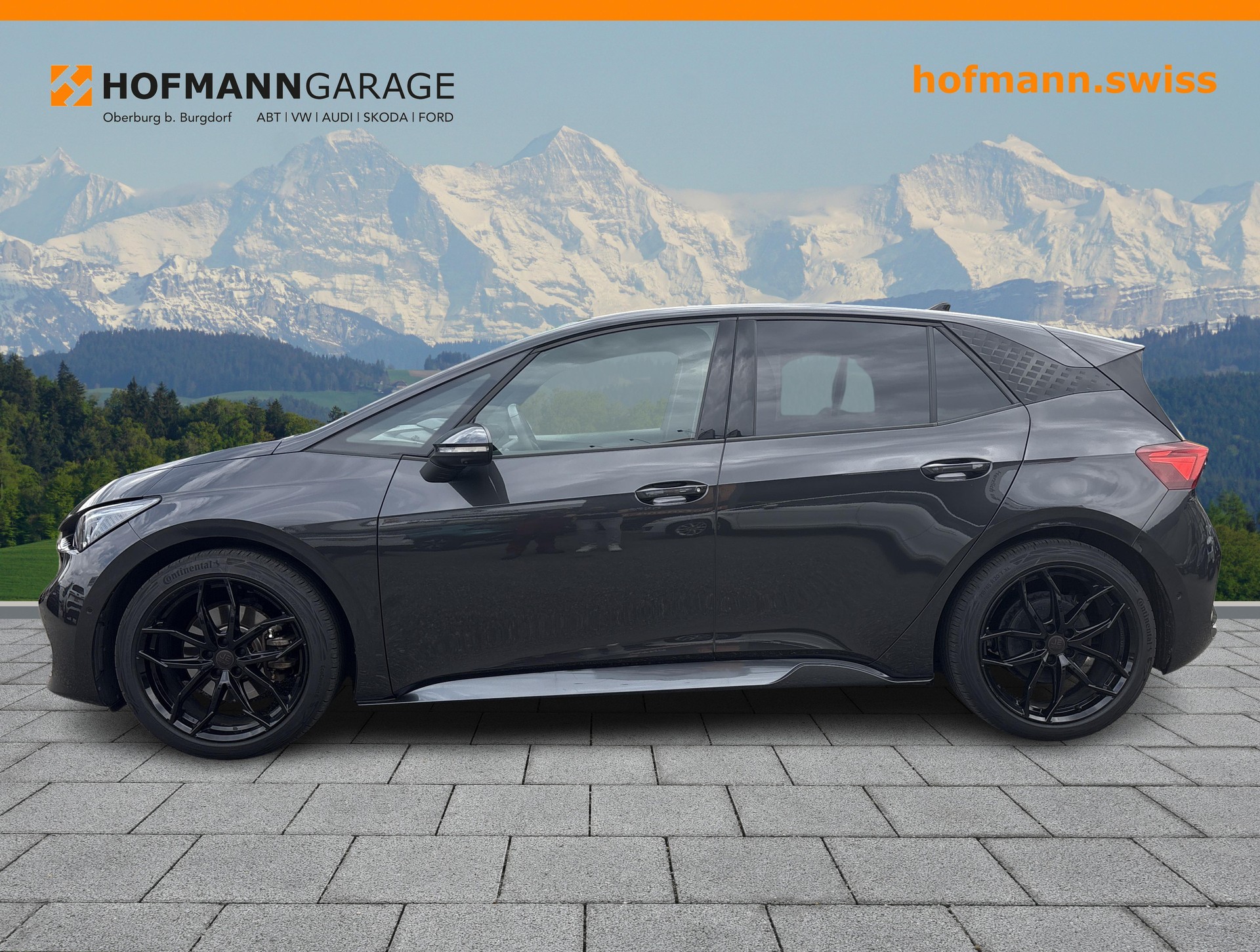 CUPRA Born 58 kWh-showroom-element-2