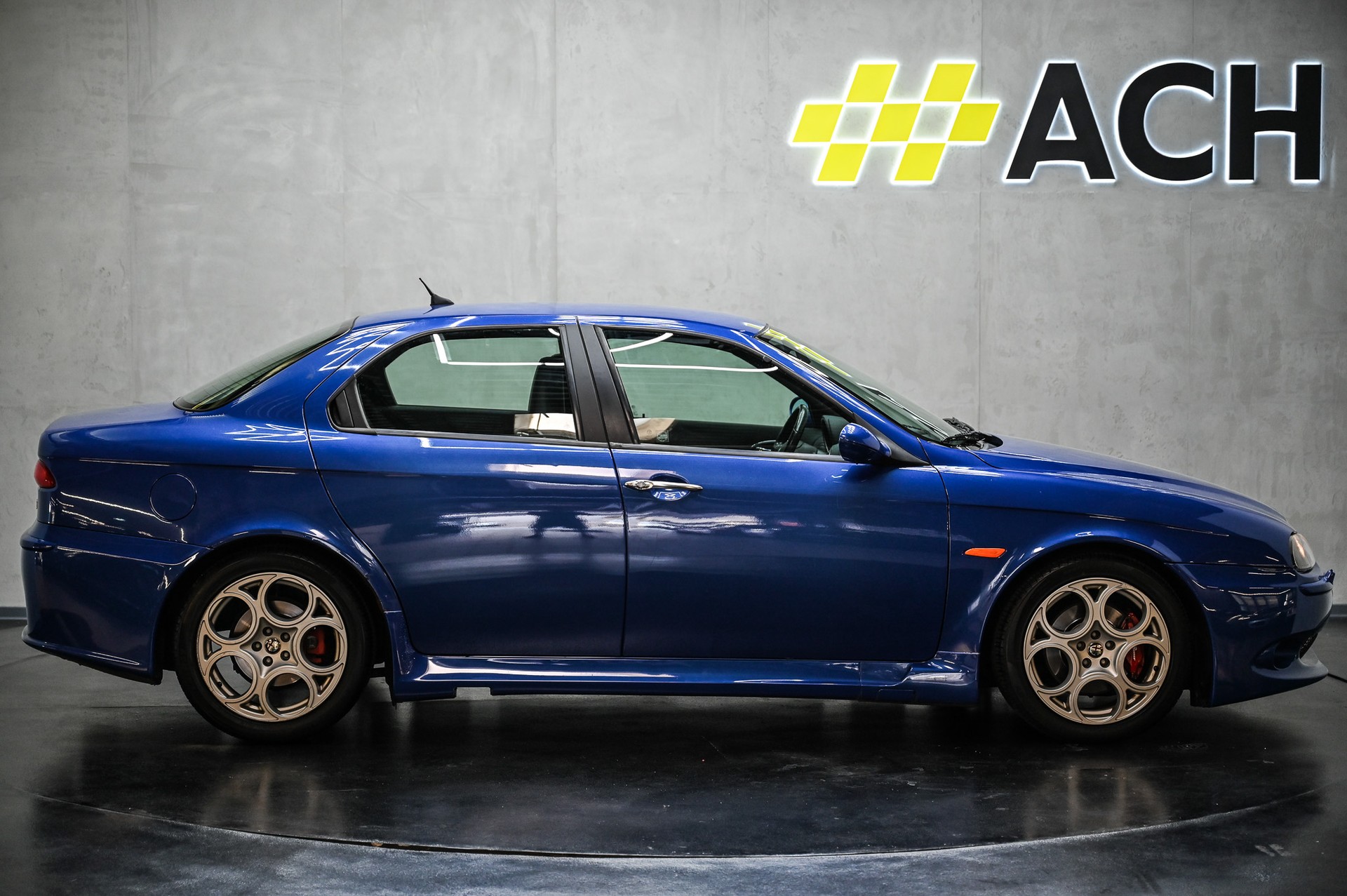 ALFA ROMEO 156 3.2 V6 24V GTA-image-10