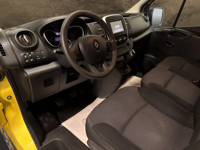 RENAULT Trafic Blue dCi 145 Passenger Intens-showroom-element-3