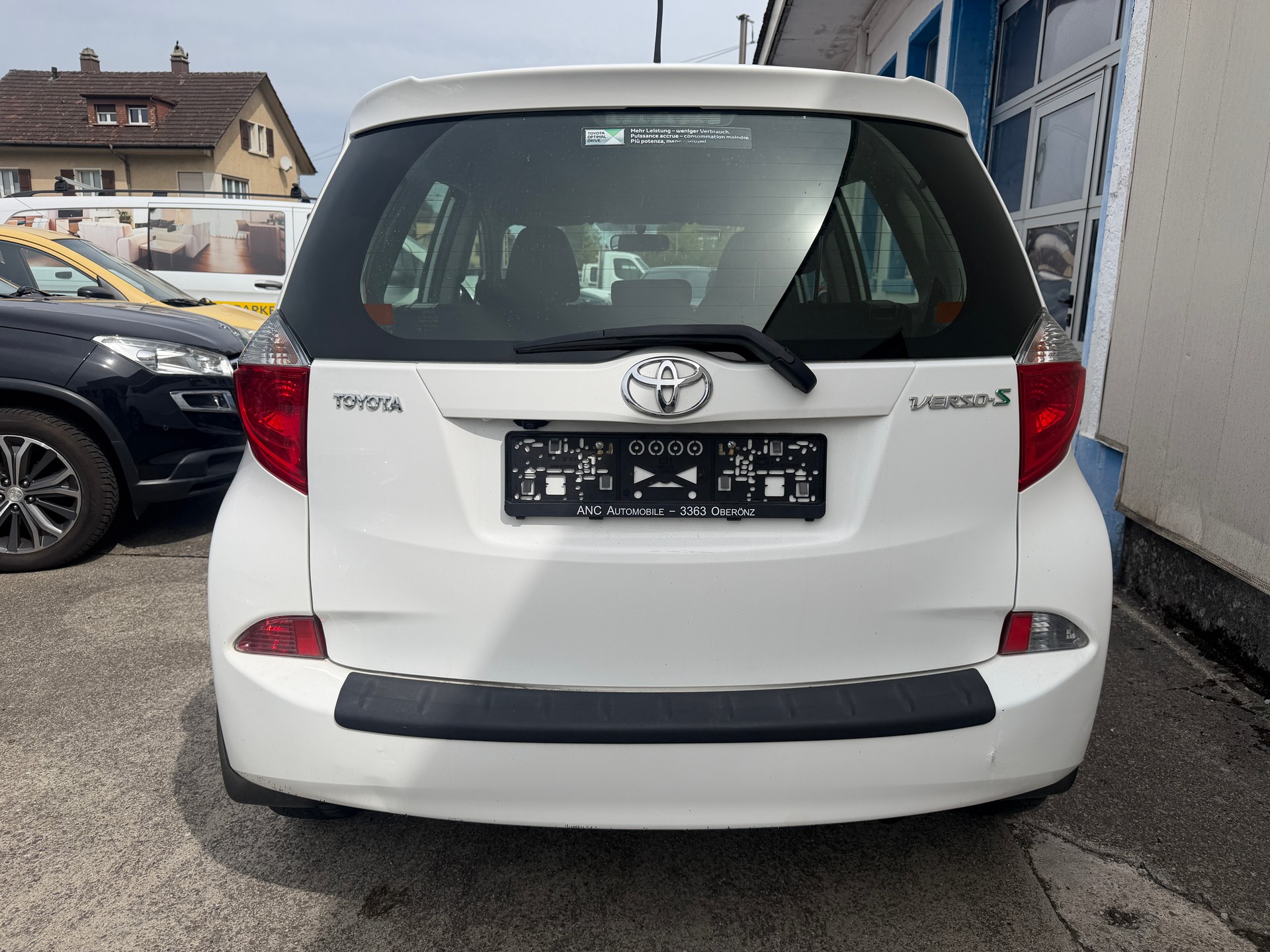 TOYOTA Verso-S 1.33 Linea Terra Multidrive S-showroom-element-3