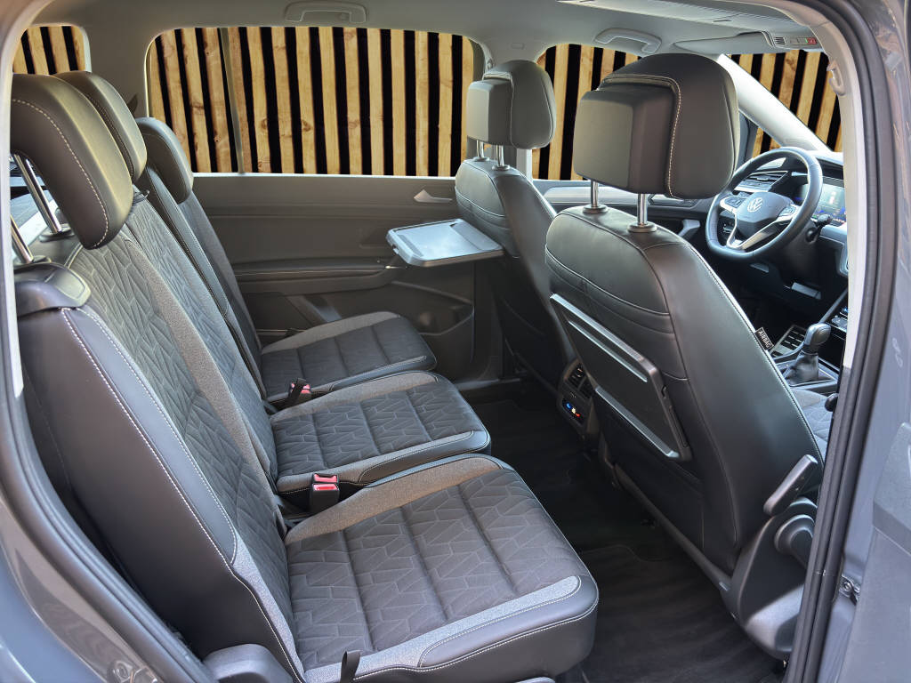 VW Touran 1.5 TSI Comfortline DSG-image-5