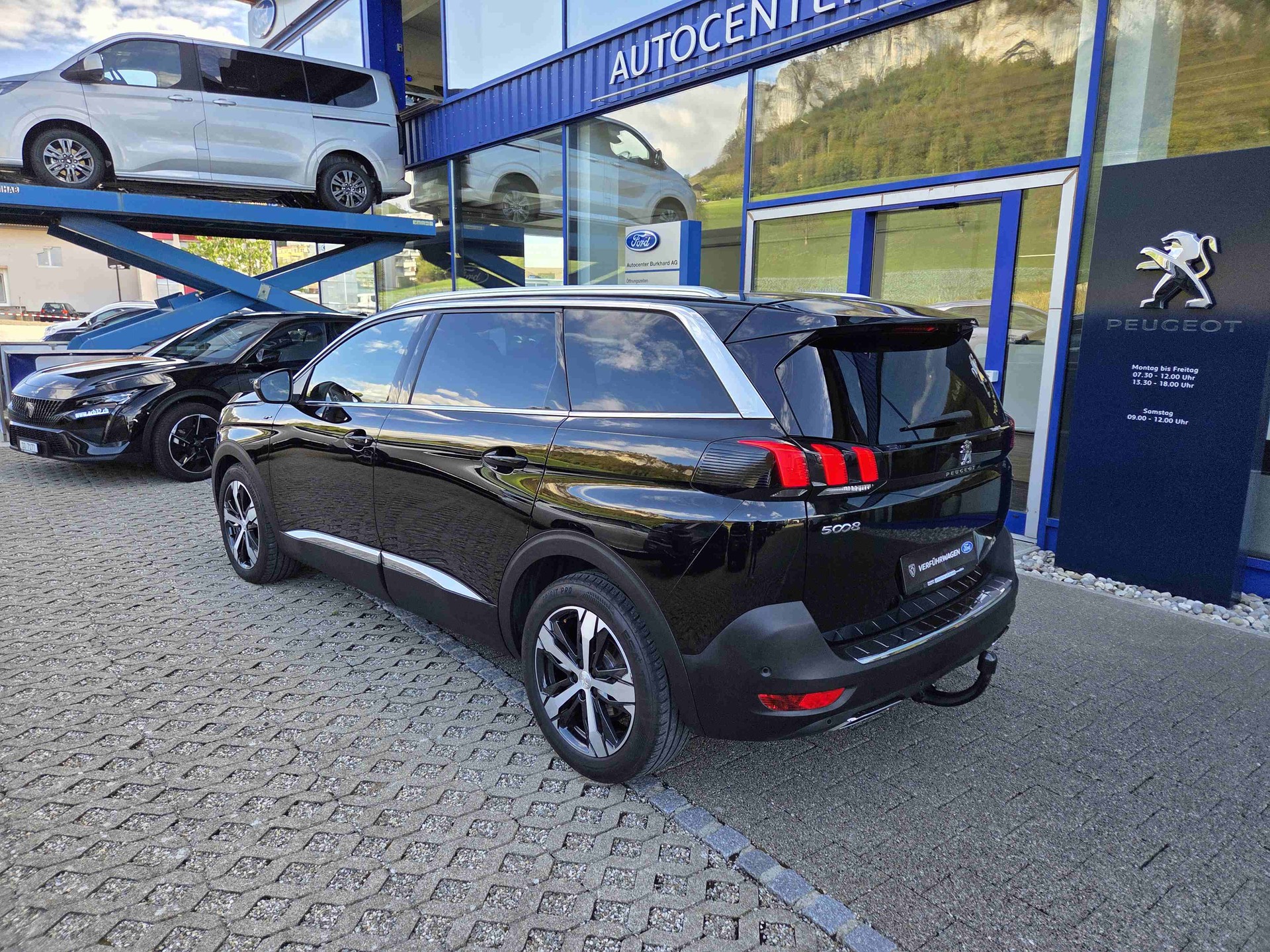 PEUGEOT 5008 2.0 BlueHDi 180 GT *1'800Kg Anhängelast*-showroom-element-1