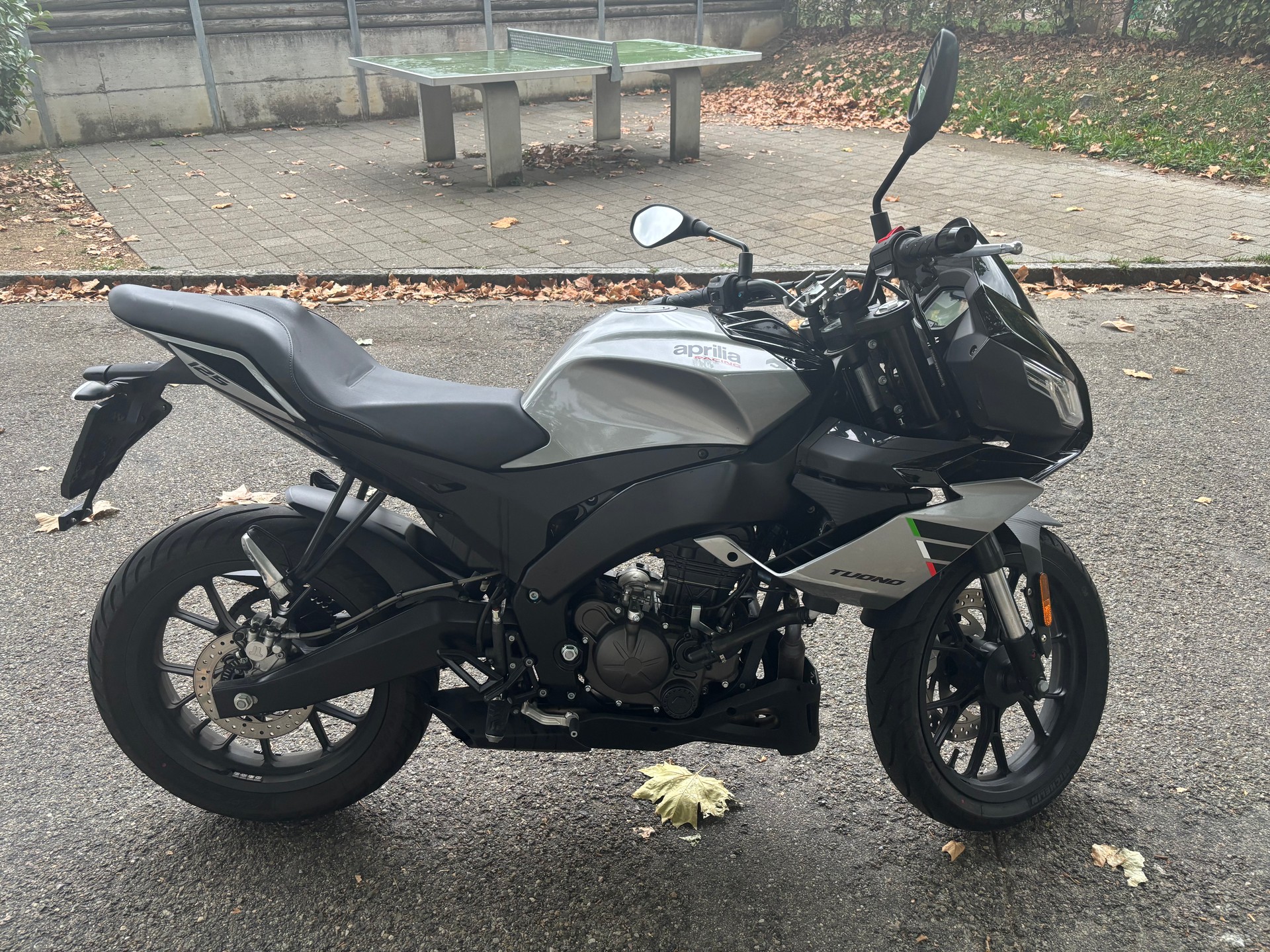 APRILIA Tuono 125-image-9