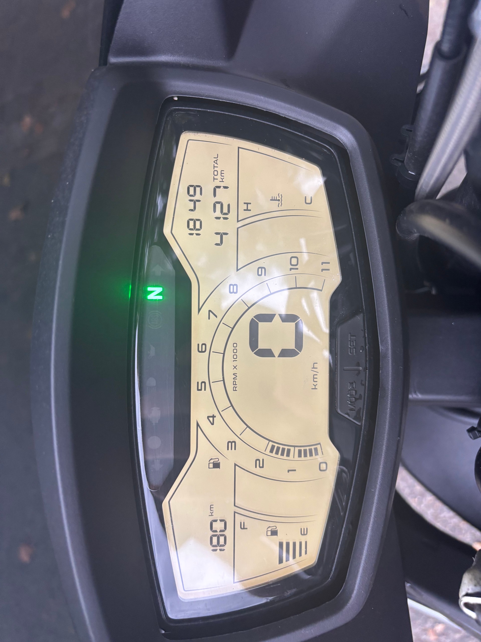 APRILIA Tuono 125-image-1