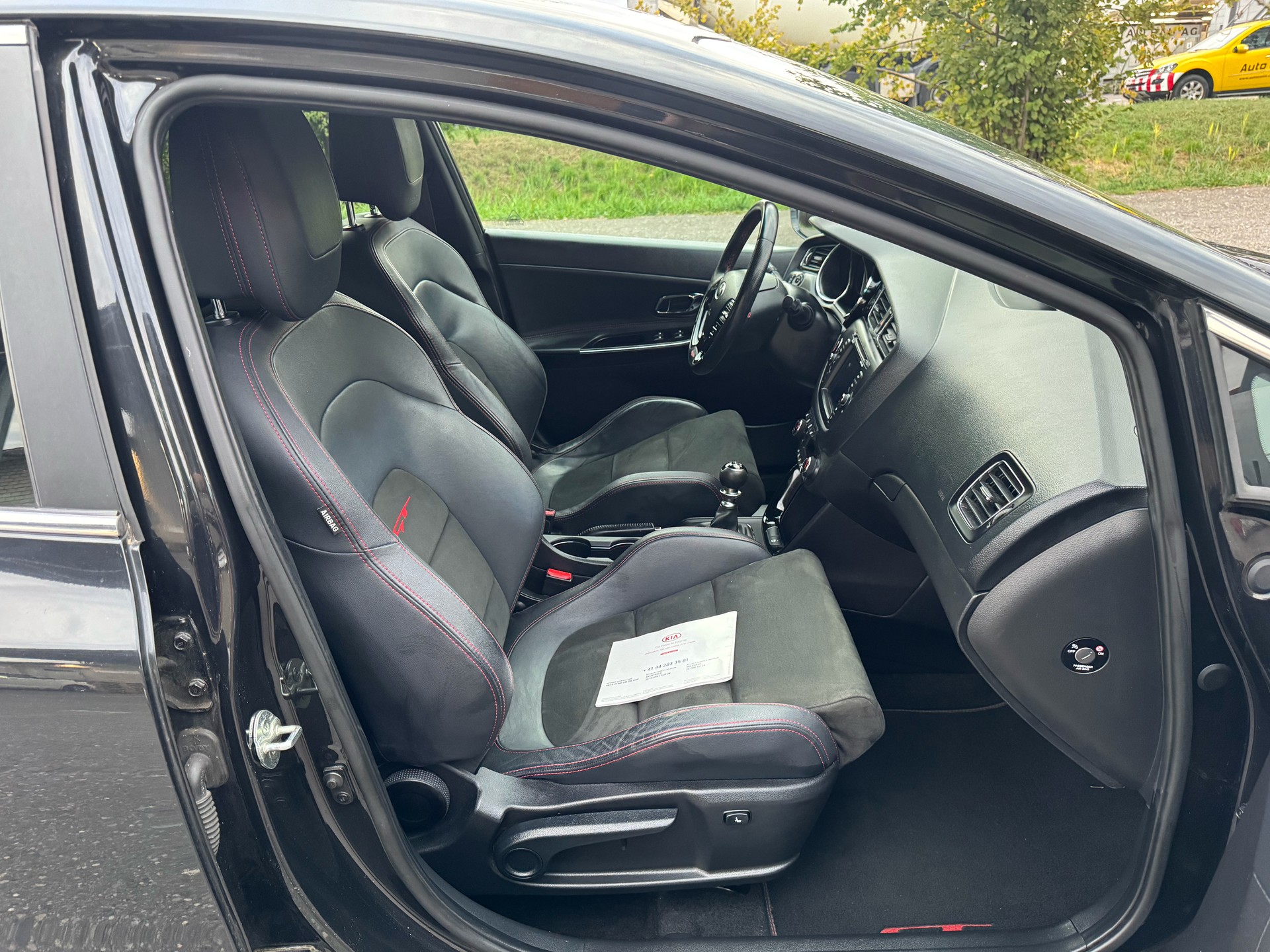 KIA Cee'd 1.6 GDi Turbo GT-image-9