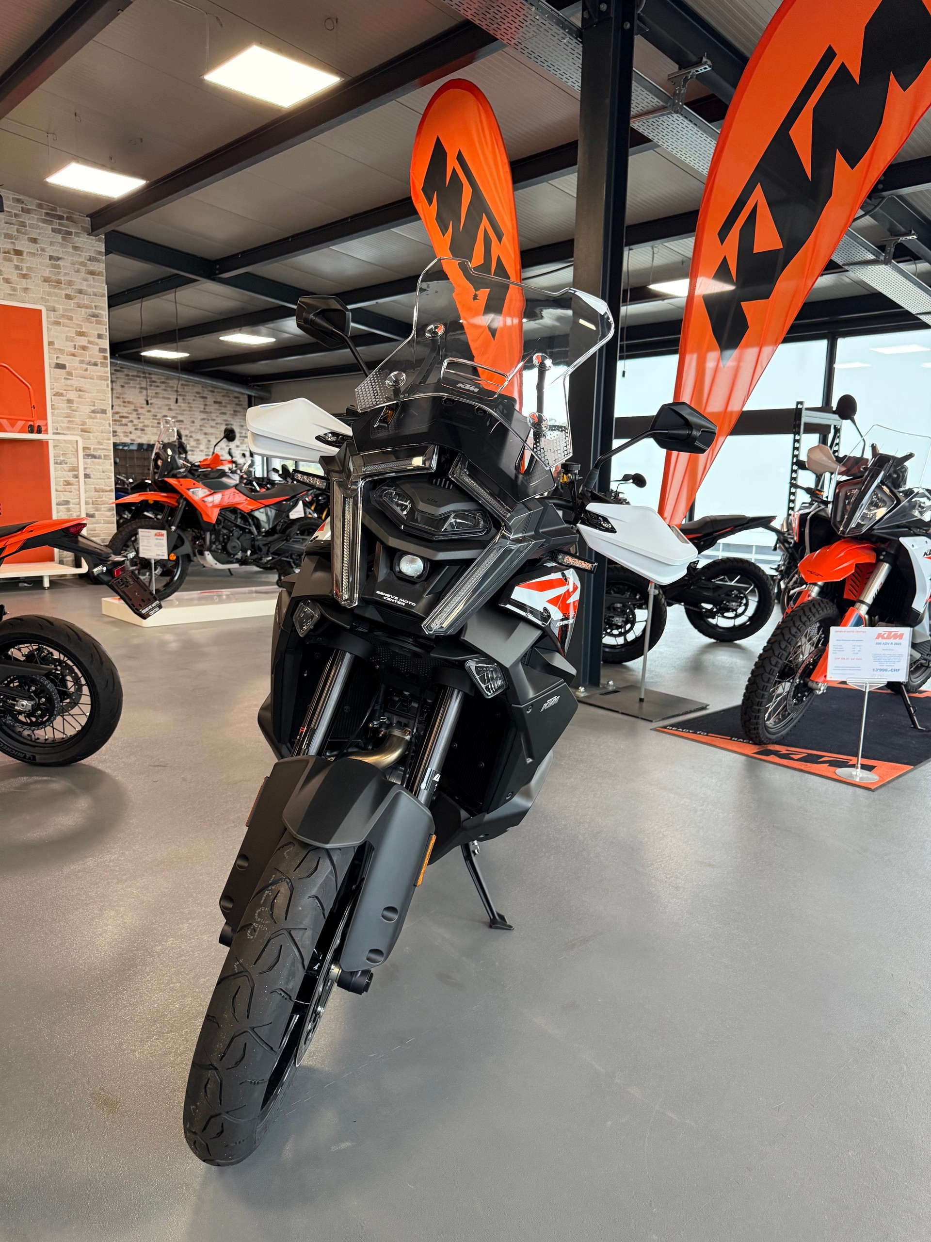 KTM 1390 Super Adventure S 2026-image-3