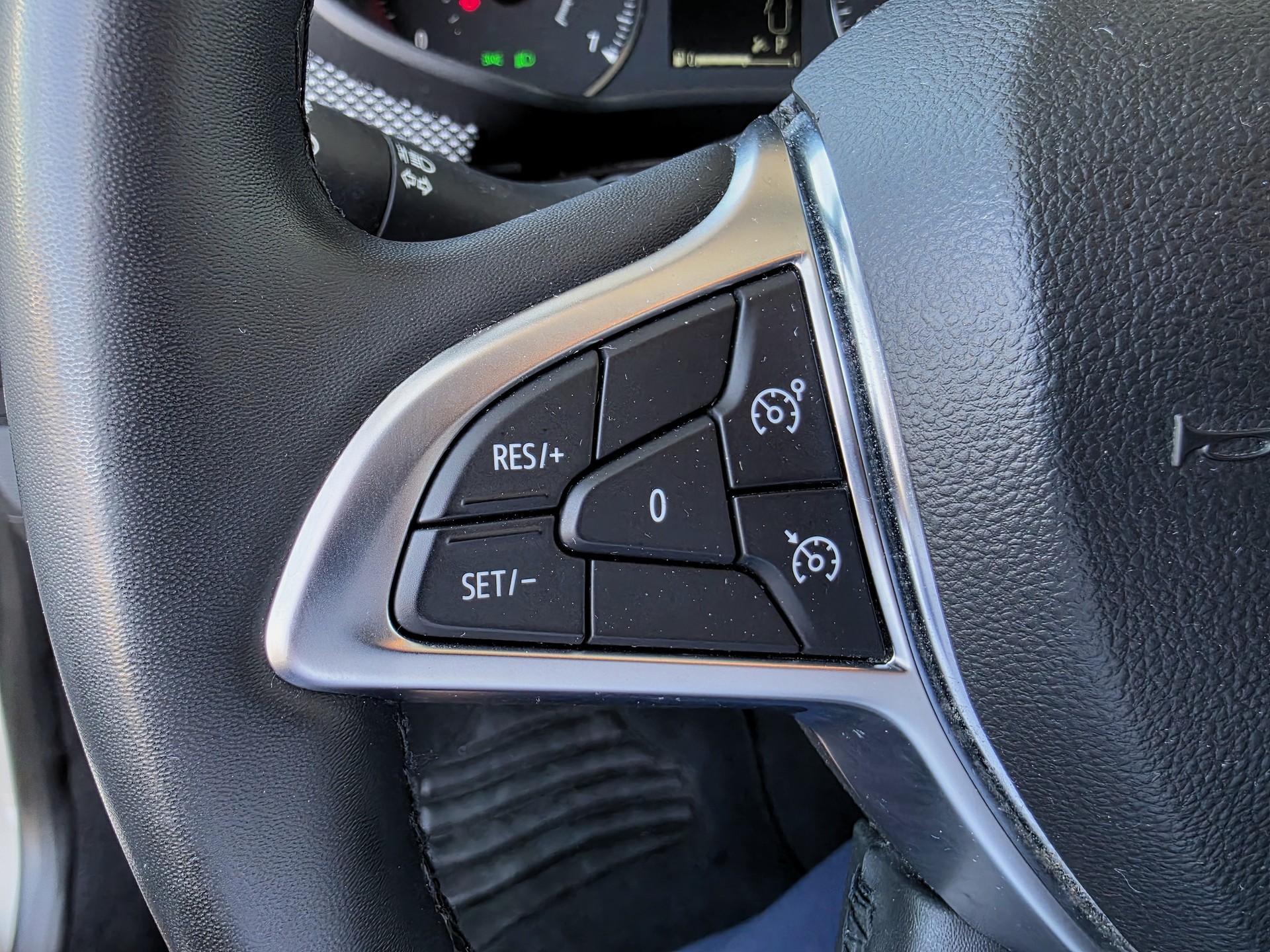 DACIA Sandero TCe 90 Expression CVT-image-11