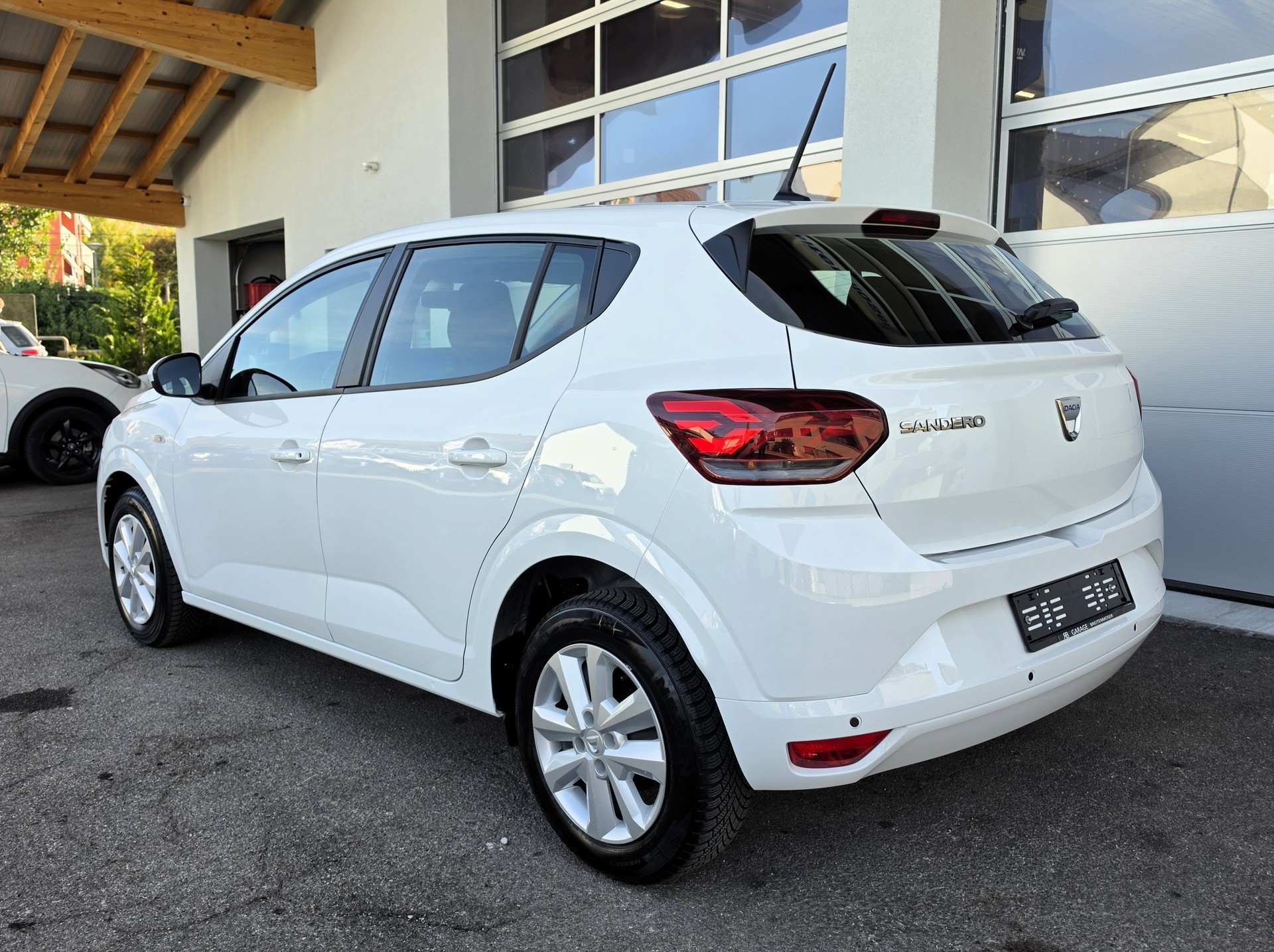 DACIA Sandero TCe 90 Expression CVT-showroom-element-3