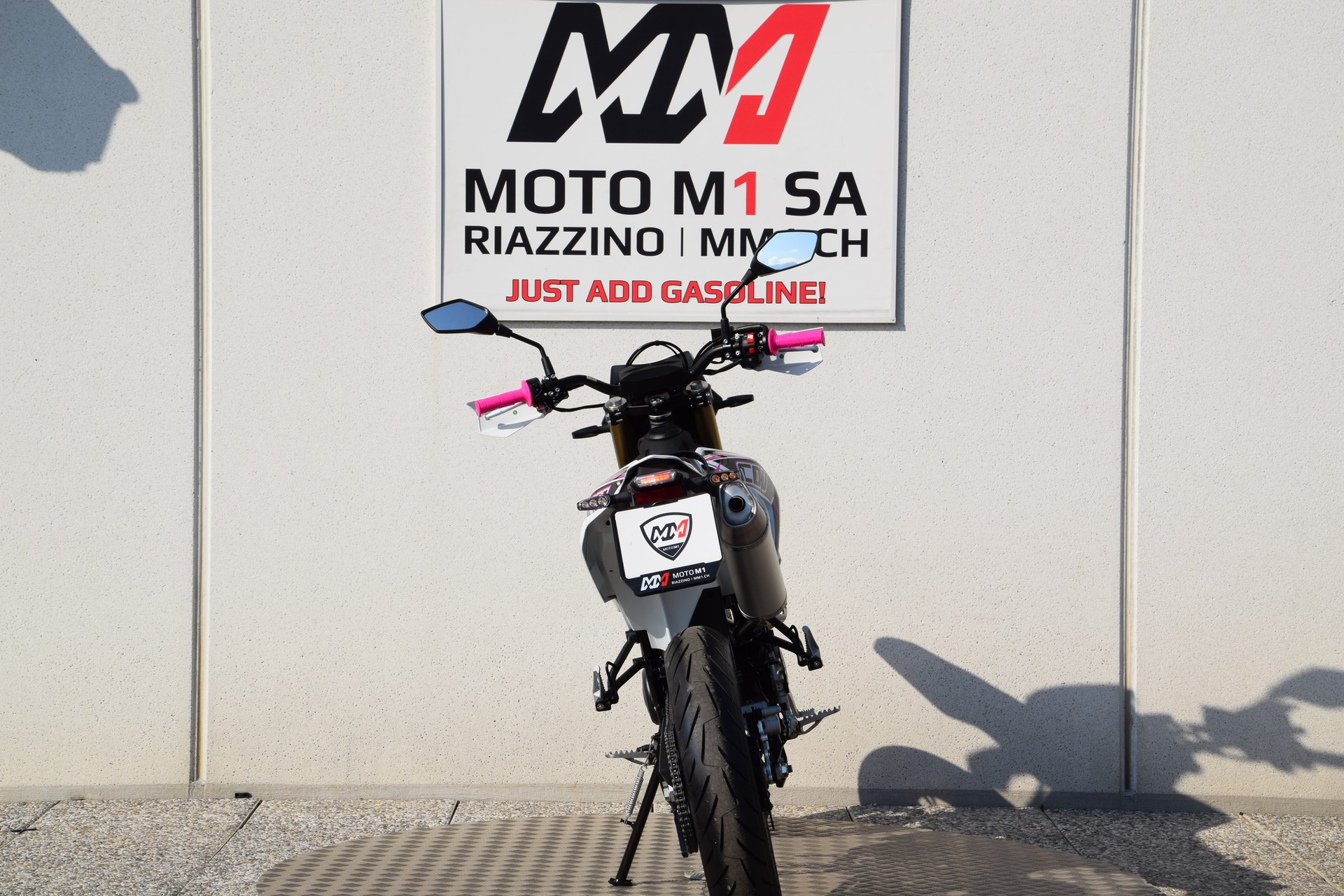 QJ COV 125 PINK EDITION-image-6