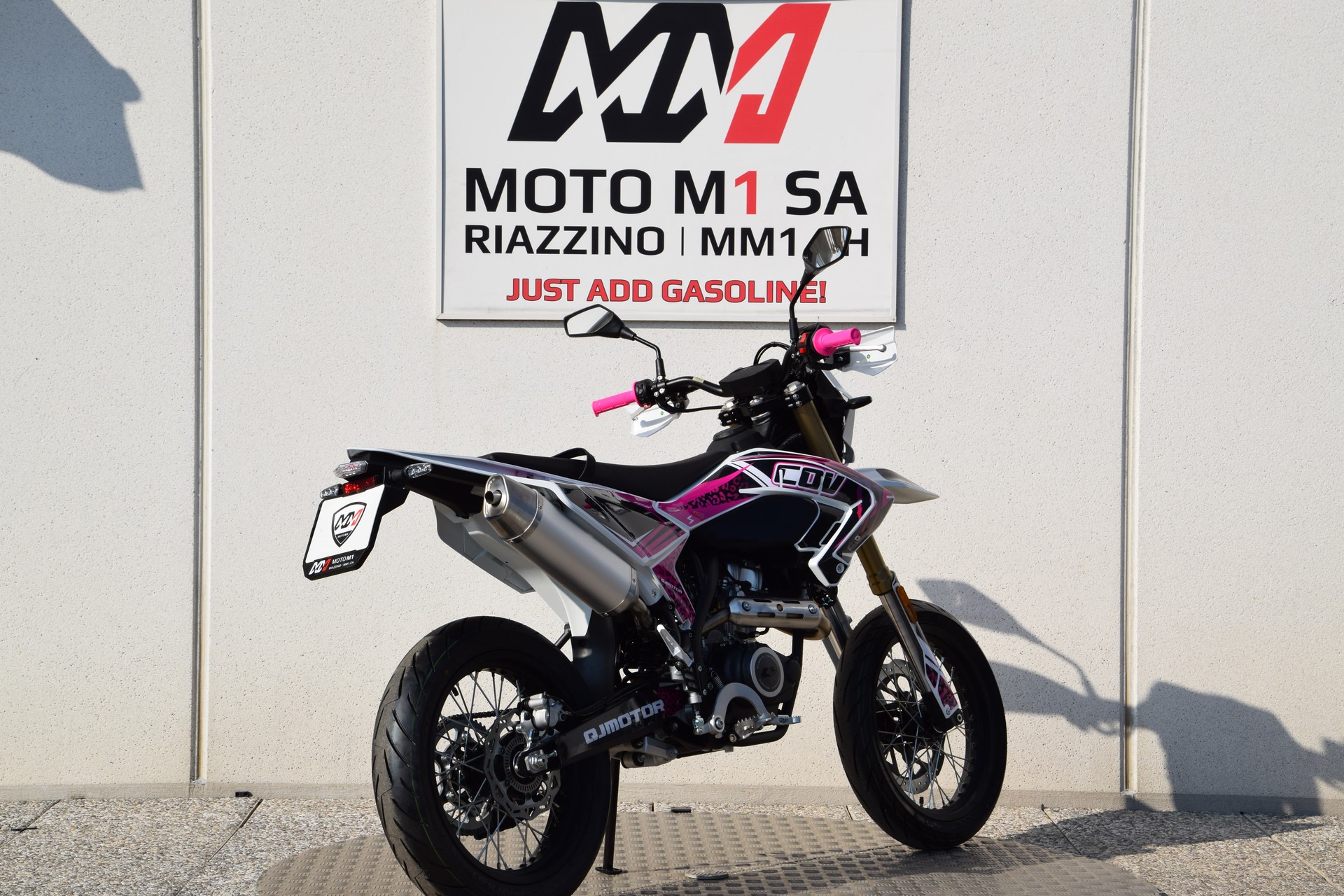 QJ COV 125 PINK EDITION-image-7