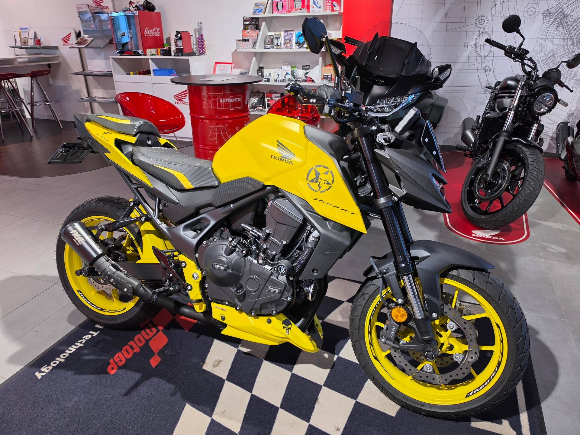 HONDA CB 750 Hornet-image-0
