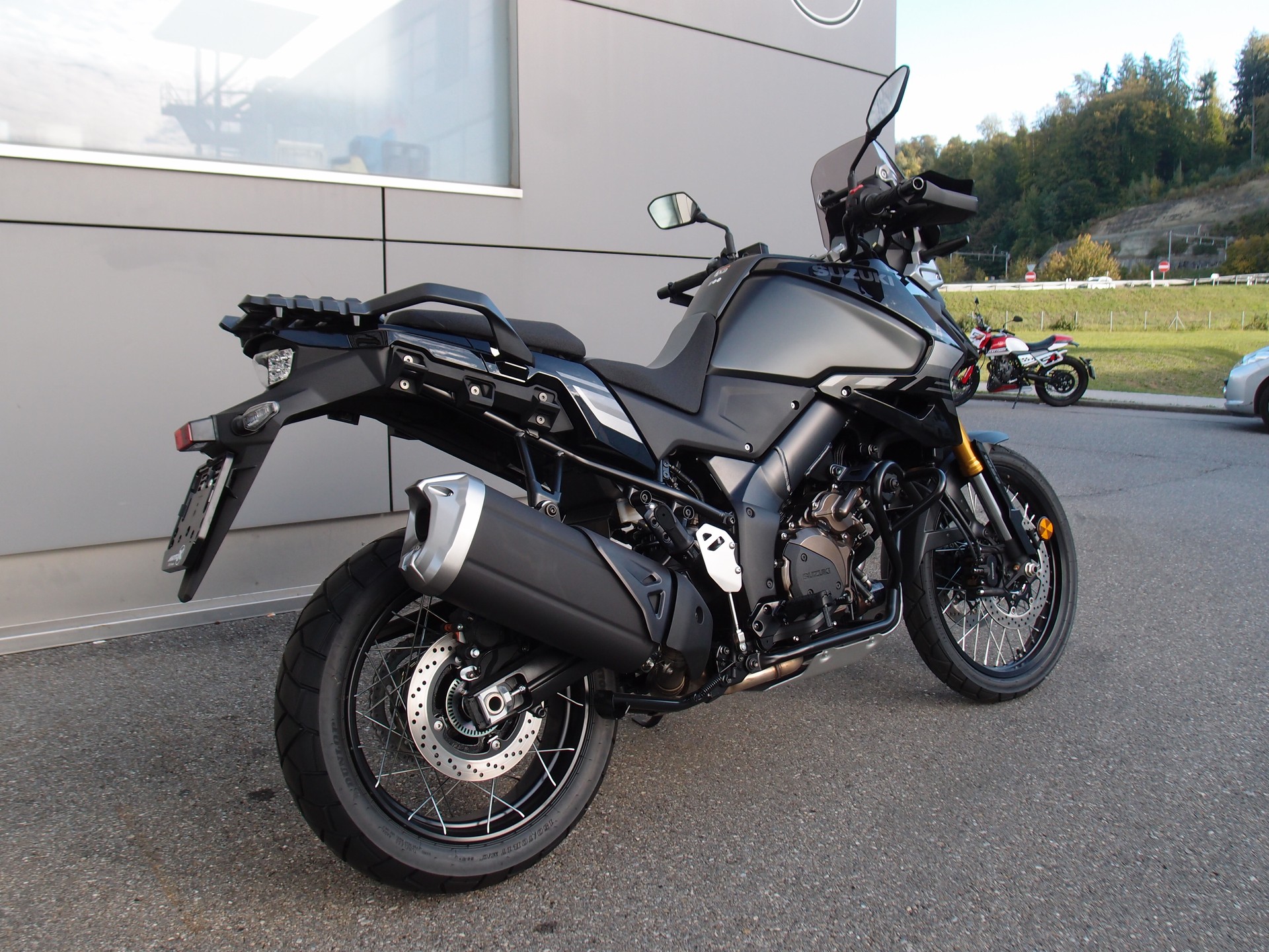 SUZUKI DL 1050 DE-image-2