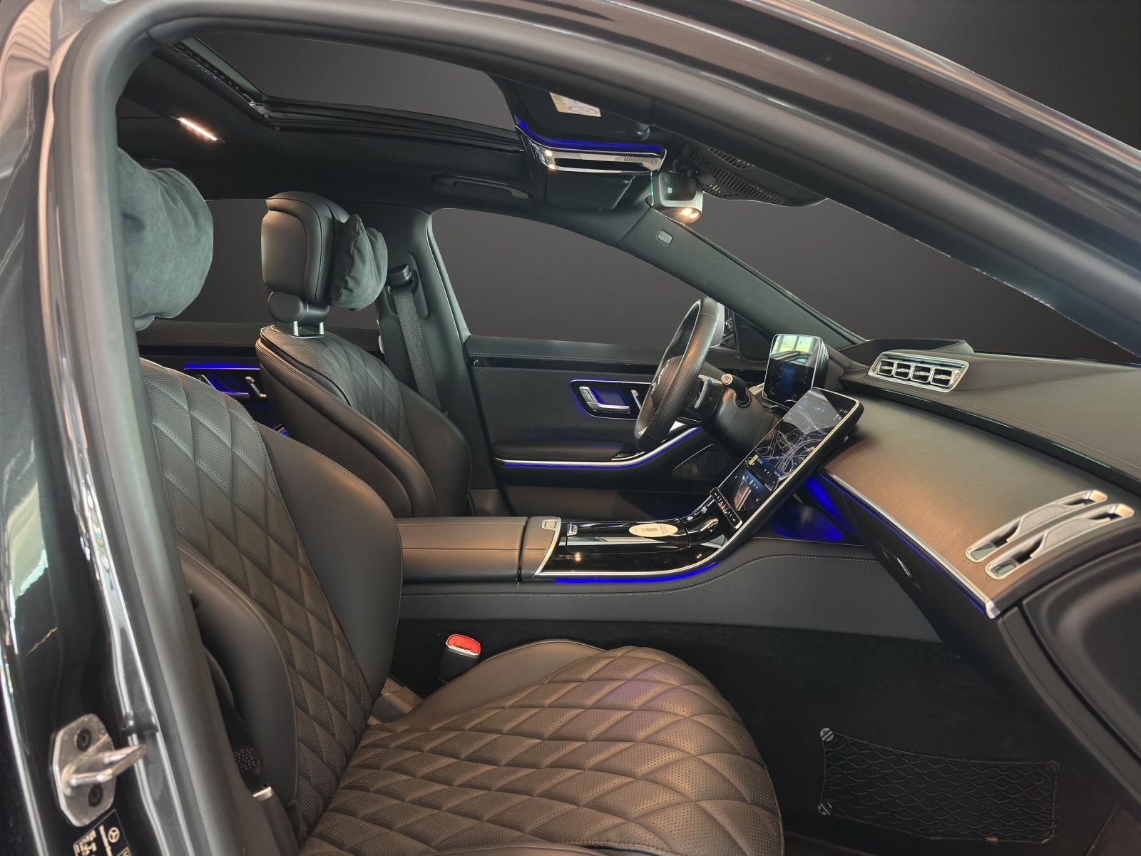 MERCEDES-BENZ S 580 e L 4M AMG Line-image-10