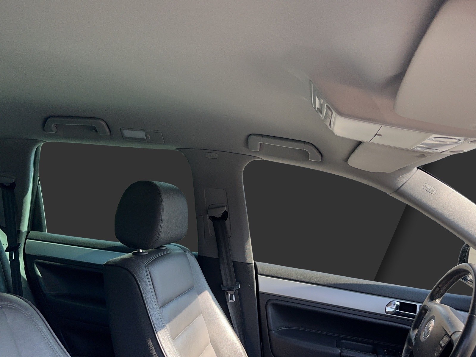 VW Touareg 3.0 TDI-image-9