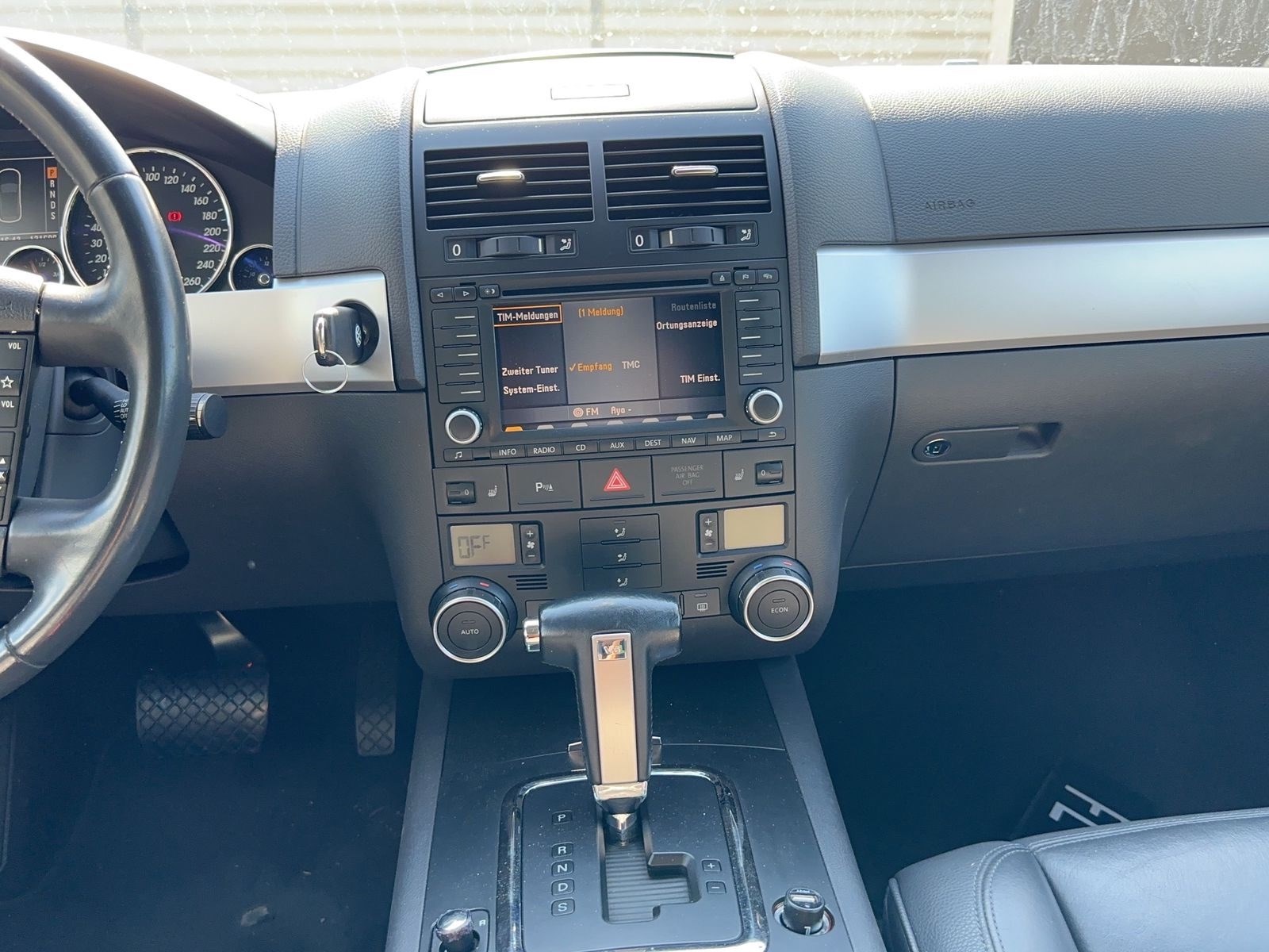 VW Touareg 3.0 TDI-image-10