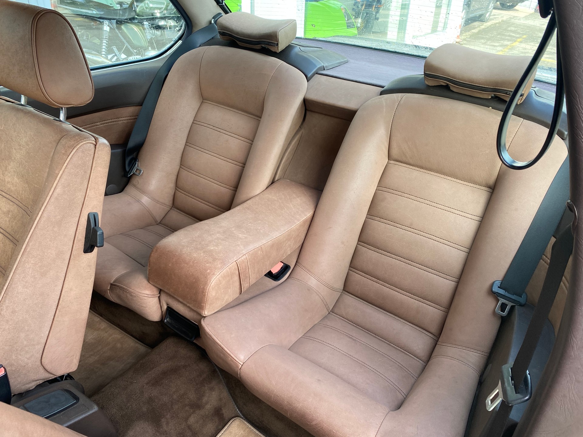 BMW 635CSi A-image-7